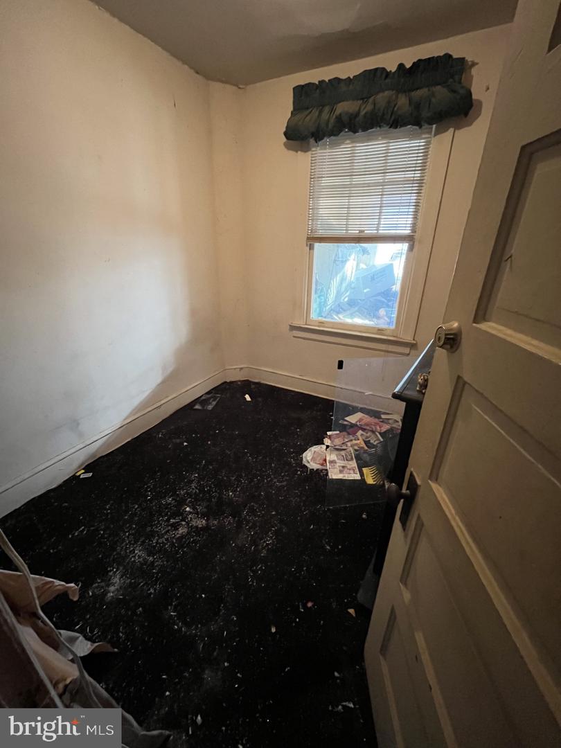 1813 M ST NE, WASHINGTON, District Of Columbia 20002, 3 Bedrooms Bedrooms, ,1 BathroomBathrooms,Residential,For sale,1813 M ST NE,DCDC2191034 MLS # DCDC2191034 1813 M ST NE, WASHINGTON, District Of Columbia 20002, 3 Bedrooms Bedrooms, ,1 BathroomBathrooms,Residential,For sale,1813 M ST NE,DCDC2191034 MLS # DCDC2191034