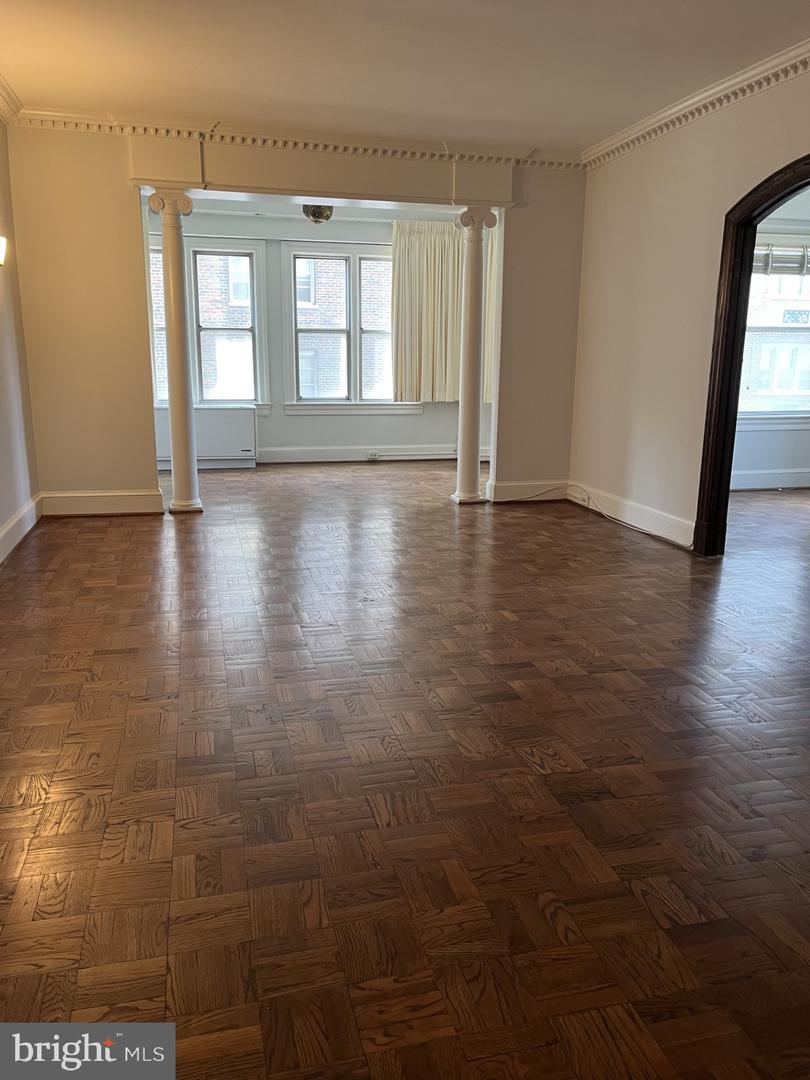 4000 CATHEDRAL AVE NW #309B, WASHINGTON, District Of Columbia 20016, 2 Bedrooms Bedrooms, ,1 BathroomBathrooms,Residential,For sale,4000 CATHEDRAL AVE NW #309B,DCDC2208254 MLS # DCDC2208254