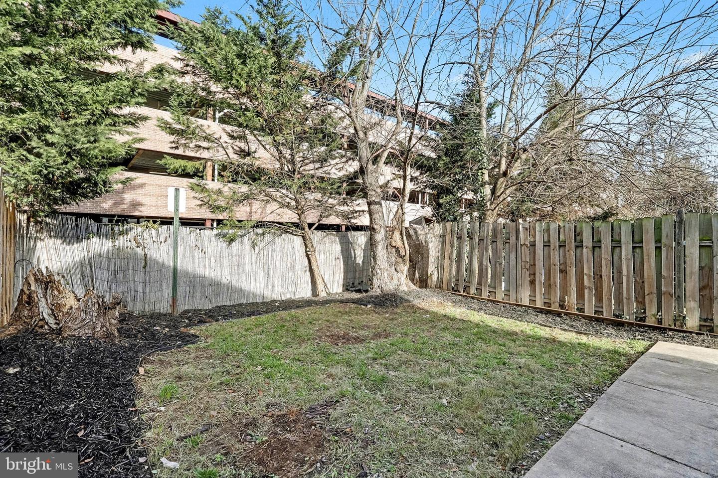 40 E REED AVE, ALEXANDRIA, Virginia 22305, 2 Bedrooms Bedrooms, ,1 BathroomBathrooms,Residential,For sale,40 E REED AVE,VAAX2050416 MLS # VAAX2050416