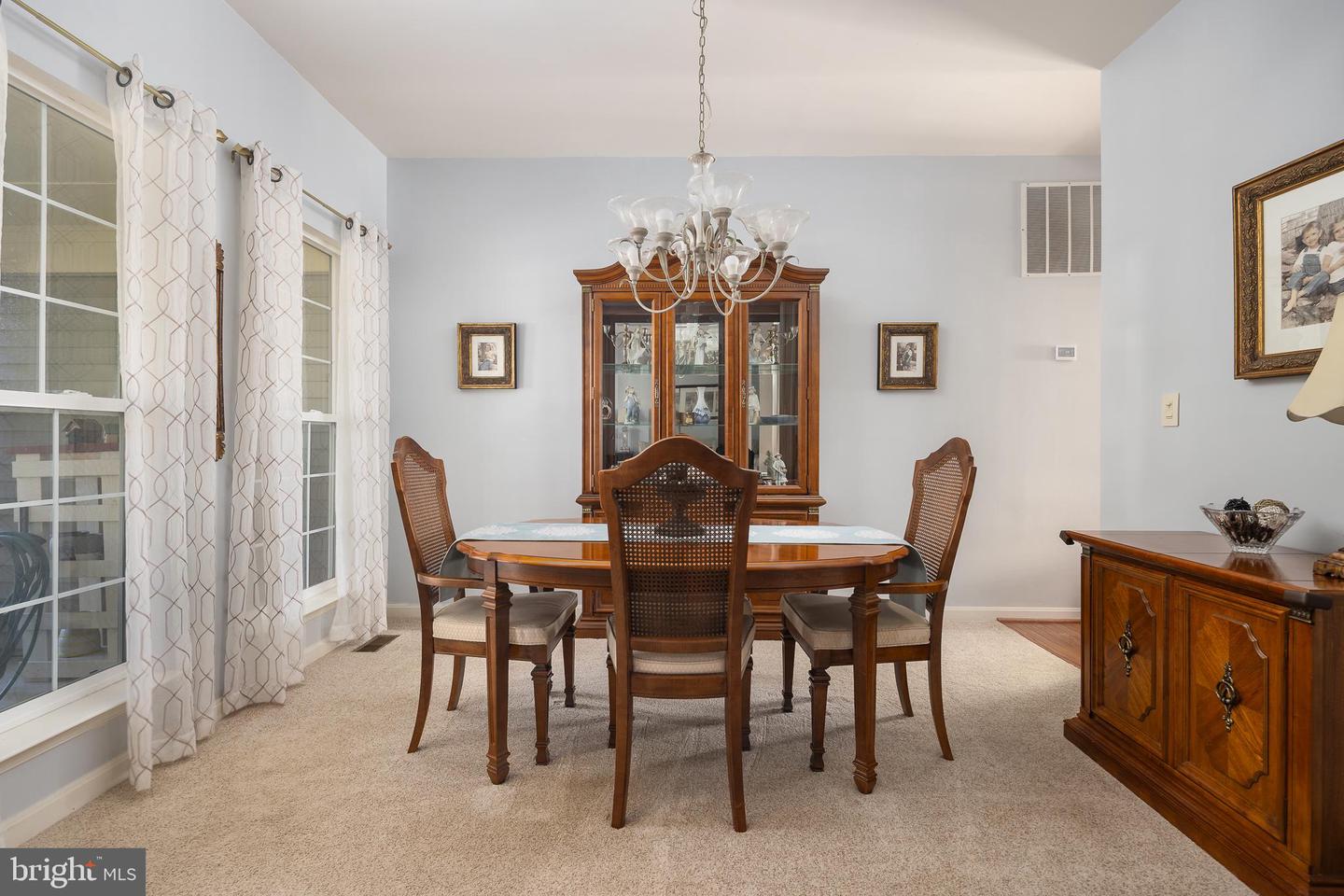 12017 YOUNGTREE CT, BRISTOW, Virginia 20136, 4 Bedrooms Bedrooms, 16 Rooms Rooms,3 BathroomsBathrooms,Residential,For sale,12017 YOUNGTREE CT,VAPW2106964 MLS # VAPW2106964