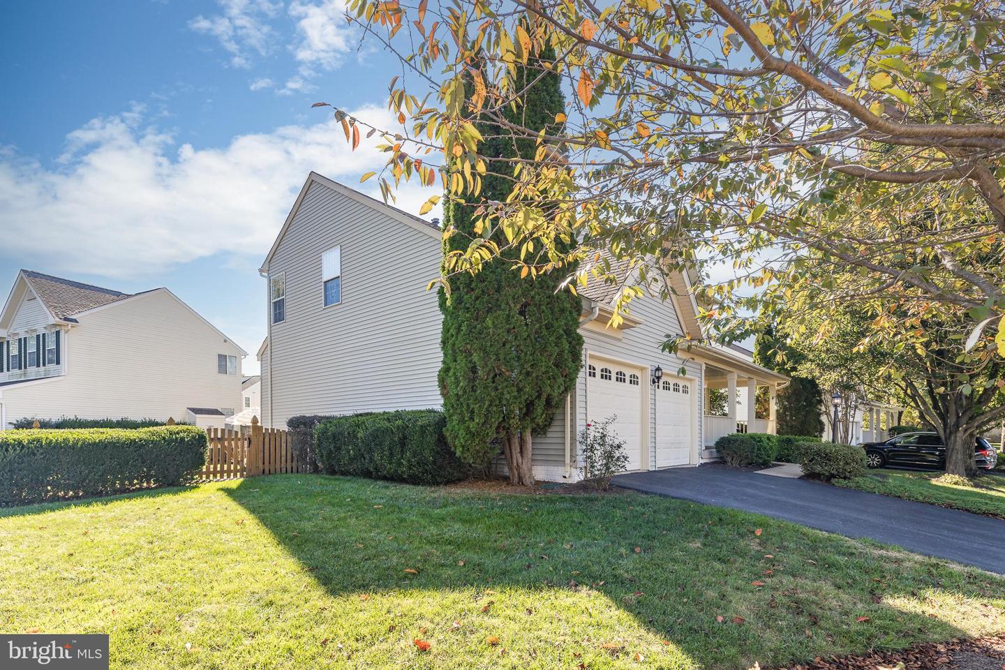 12017 YOUNGTREE CT, BRISTOW, Virginia 20136, 4 Bedrooms Bedrooms, 16 Rooms Rooms,3 BathroomsBathrooms,Residential,For sale,12017 YOUNGTREE CT,VAPW2106964 MLS # VAPW2106964