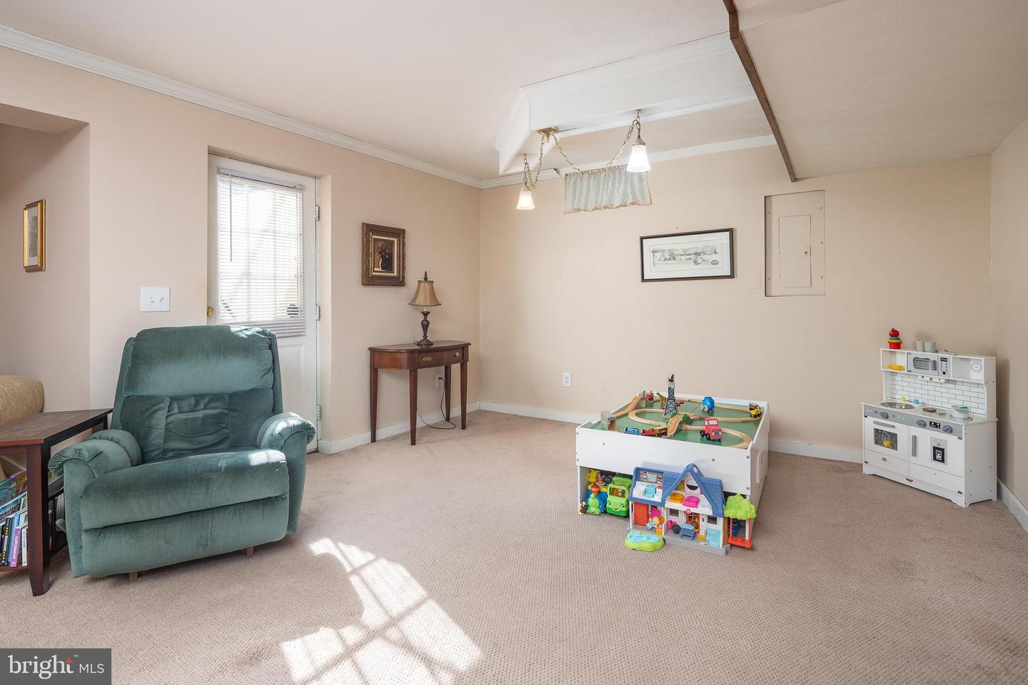 12017 YOUNGTREE CT, BRISTOW, Virginia 20136, 4 Bedrooms Bedrooms, 16 Rooms Rooms,3 BathroomsBathrooms,Residential,For sale,12017 YOUNGTREE CT,VAPW2106964 MLS # VAPW2106964