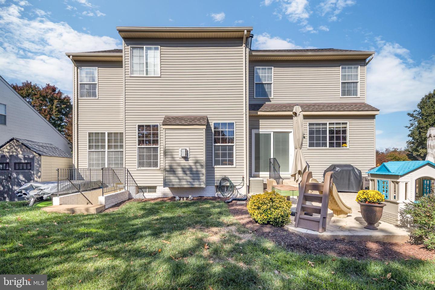 12017 YOUNGTREE CT, BRISTOW, Virginia 20136, 4 Bedrooms Bedrooms, 16 Rooms Rooms,3 BathroomsBathrooms,Residential,For sale,12017 YOUNGTREE CT,VAPW2106964 MLS # VAPW2106964