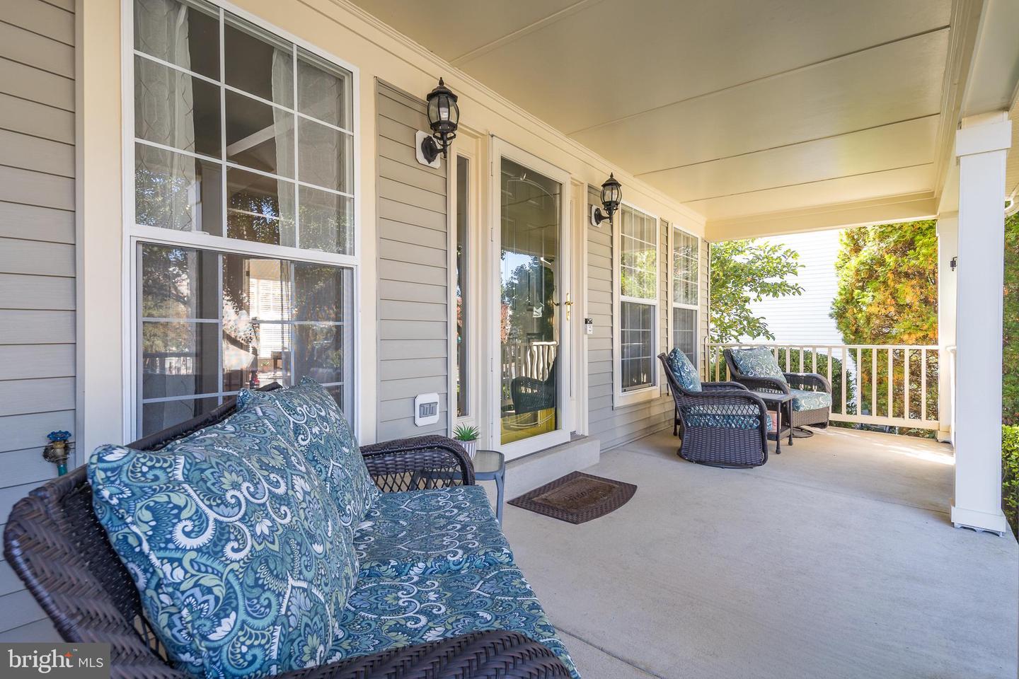 12017 YOUNGTREE CT, BRISTOW, Virginia 20136, 4 Bedrooms Bedrooms, 16 Rooms Rooms,3 BathroomsBathrooms,Residential,For sale,12017 YOUNGTREE CT,VAPW2106964 MLS # VAPW2106964