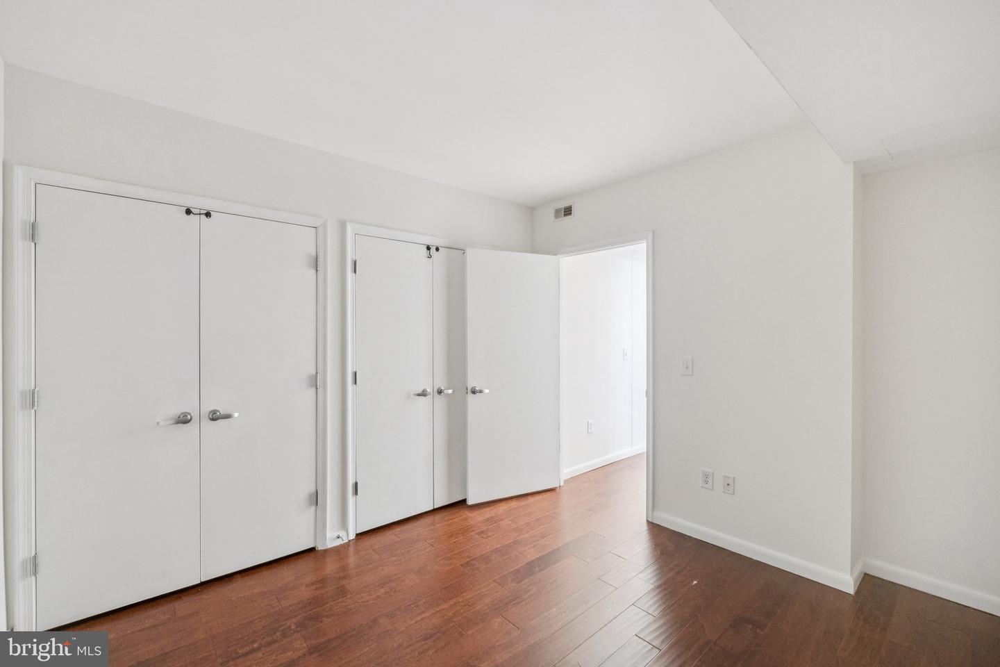 355 I ST SW #410, WASHINGTON, District Of Columbia 20024, 2 Bedrooms Bedrooms, ,1 BathroomBathrooms,Residential,For sale,355 I ST SW #410,DCDC2231616 MLS # DCDC2231616 355 I ST SW #410, WASHINGTON, District Of Columbia 20024, 2 Bedrooms Bedrooms, ,1 BathroomBathrooms,Residential,For sale,355 I ST SW #410,DCDC2231616 MLS # DCDC2231616