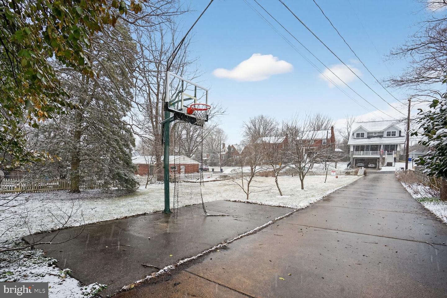 5723 27TH ST N, ARLINGTON, Virginia 22207, ,Land,For sale,5723 27TH ST N,VAAR2069424 MLS # VAAR2069424