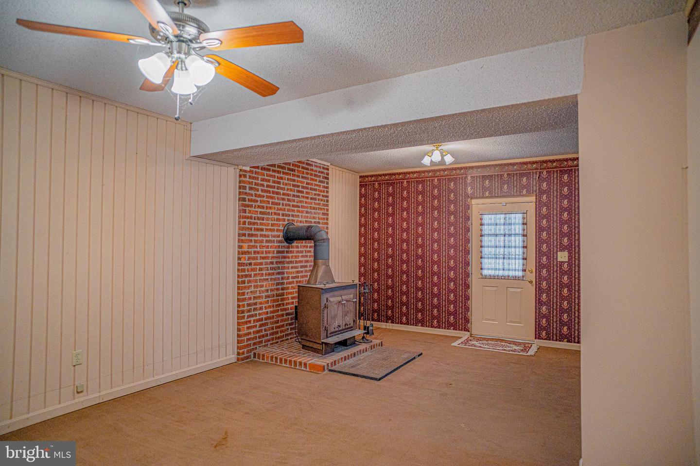 4 PAYTON CT, FREDERICKSBURG, Virginia 22405, 4 Bedrooms Bedrooms, ,3 BathroomsBathrooms,Residential,For sale,4 PAYTON CT,VAST2044494 MLS # VAST2044494