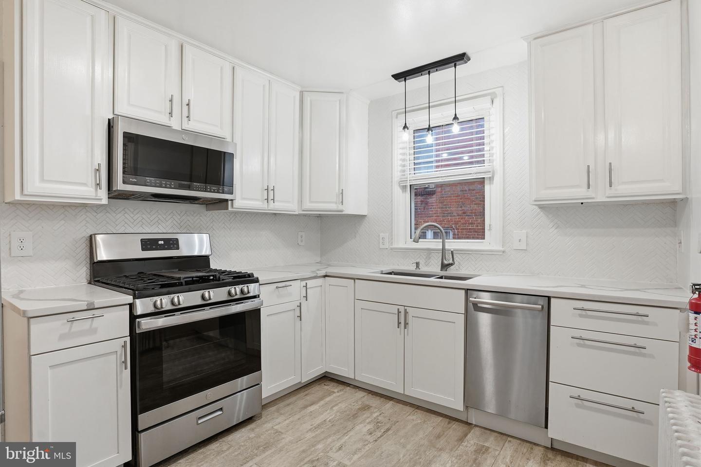 742 CONGRESS ST SE, WASHINGTON, District Of Columbia 20032, 3 Bedrooms Bedrooms, ,2 BathroomsBathrooms,Residential,For sale,742 CONGRESS ST SE,DCDC2233356 MLS # DCDC2233356