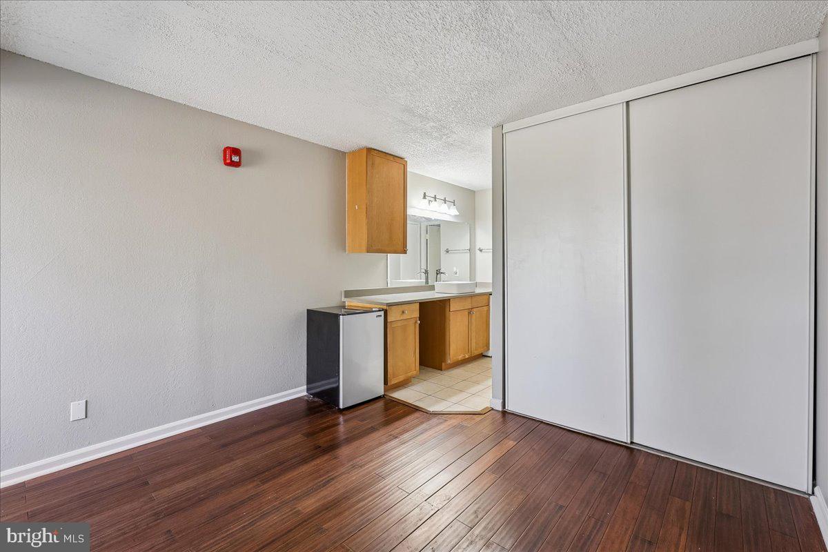 60 S VAN DORN ST #210, ALEXANDRIA, Virginia 22304, 2 Bedrooms Bedrooms, 4 Rooms Rooms,2 BathroomsBathrooms,Residential,For sale,60 S VAN DORN ST #210,VAAX2052330 MLS # VAAX2052330