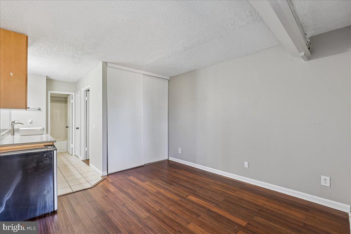 60 S VAN DORN ST #210, ALEXANDRIA, Virginia 22304, 2 Bedrooms Bedrooms, 4 Rooms Rooms,2 BathroomsBathrooms,Residential,For sale,60 S VAN DORN ST #210,VAAX2052330 MLS # VAAX2052330