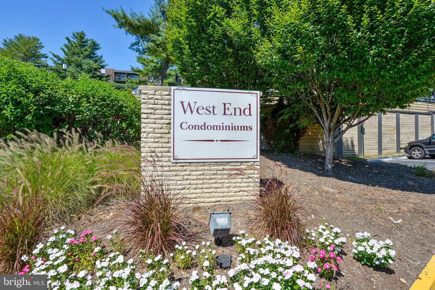 60 S VAN DORN ST #210, ALEXANDRIA, Virginia 22304, 2 Bedrooms Bedrooms, 4 Rooms Rooms,2 BathroomsBathrooms,Residential,For sale,60 S VAN DORN ST #210,VAAX2052330 MLS # VAAX2052330