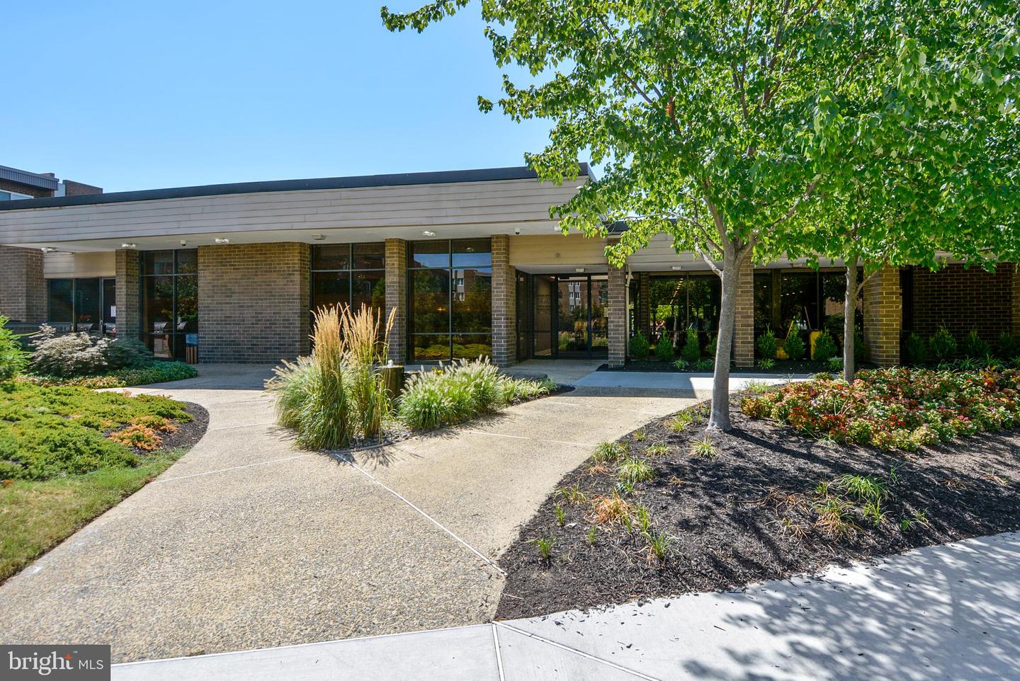 60 S VAN DORN ST #210, ALEXANDRIA, Virginia 22304, 2 Bedrooms Bedrooms, 4 Rooms Rooms,2 BathroomsBathrooms,Residential,For sale,60 S VAN DORN ST #210,VAAX2052330 MLS # VAAX2052330