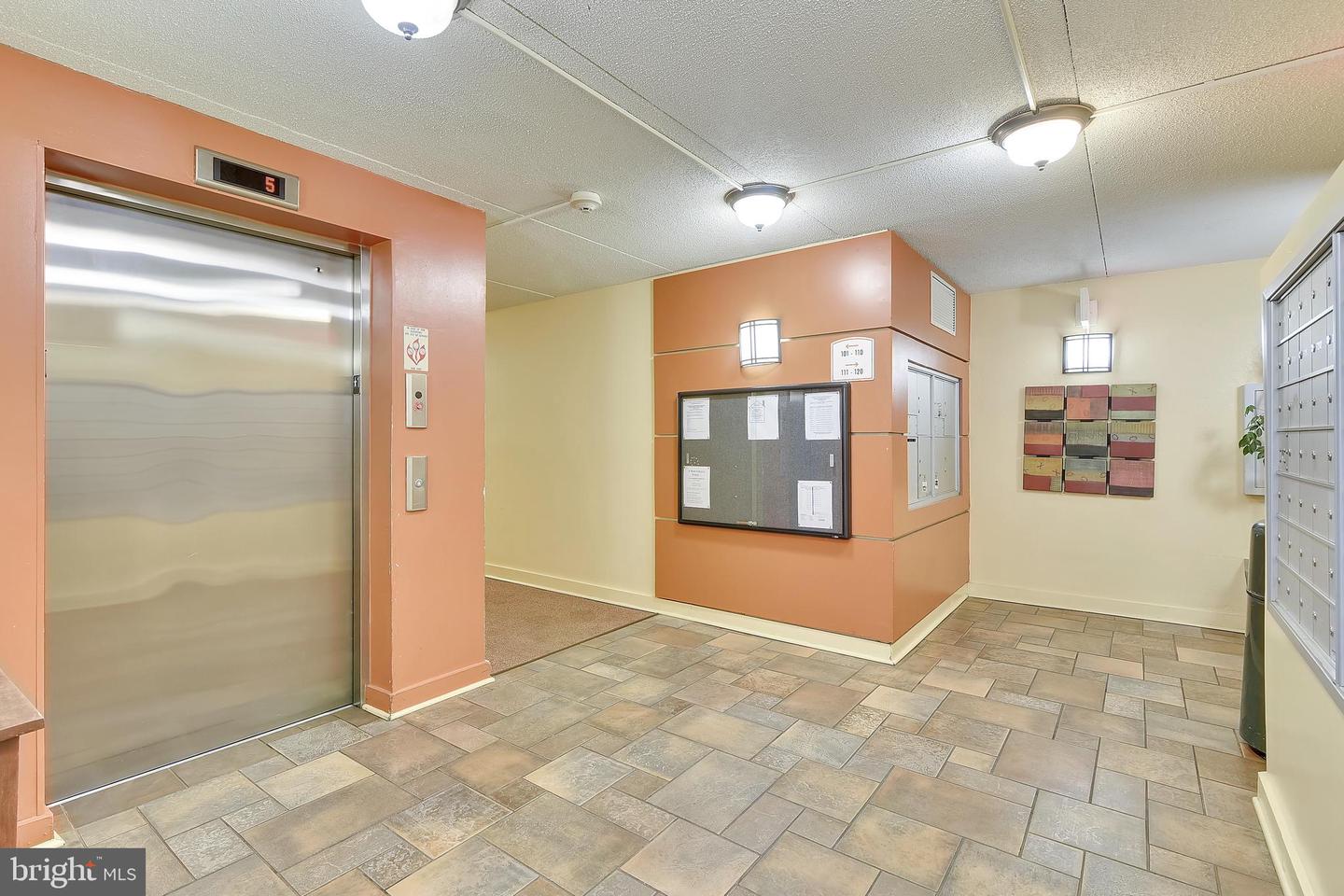 60 S VAN DORN ST #210, ALEXANDRIA, Virginia 22304, 2 Bedrooms Bedrooms, 4 Rooms Rooms,2 BathroomsBathrooms,Residential,For sale,60 S VAN DORN ST #210,VAAX2052330 MLS # VAAX2052330