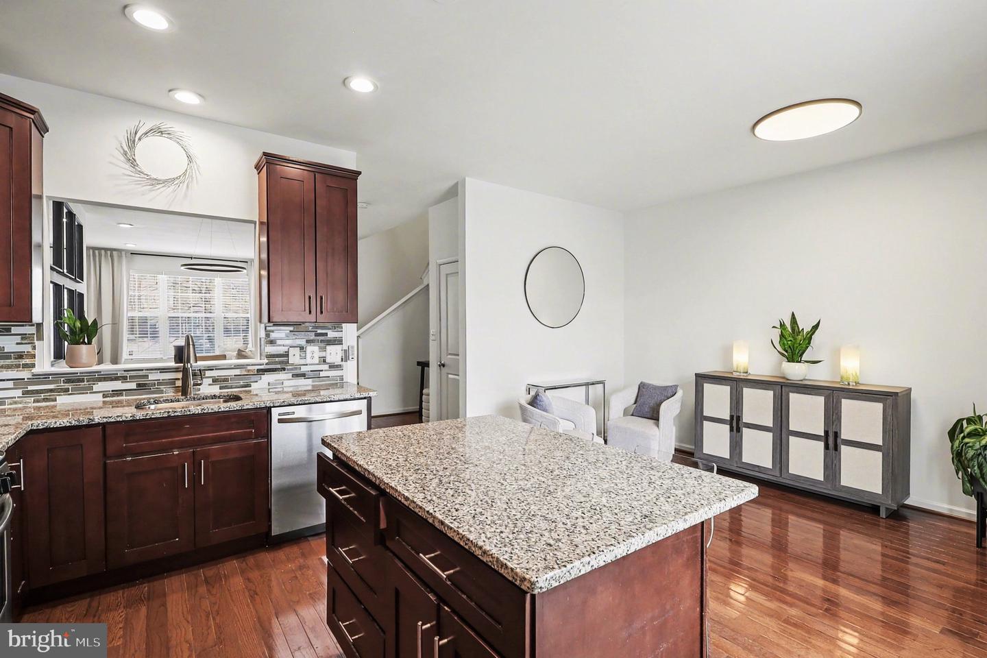 41627 EPPING GREEN SQ, ALDIE, Virginia 20105, 3 Bedrooms Bedrooms, ,2 BathroomsBathrooms,Residential,For sale,41627 EPPING GREEN SQ,VALO2112640 MLS # VALO2112640 41627 EPPING GREEN SQ, ALDIE, Virginia 20105, 3 Bedrooms Bedrooms, ,2 BathroomsBathrooms,Residential,For sale,41627 EPPING GREEN SQ,VALO2112640 MLS # VALO2112640