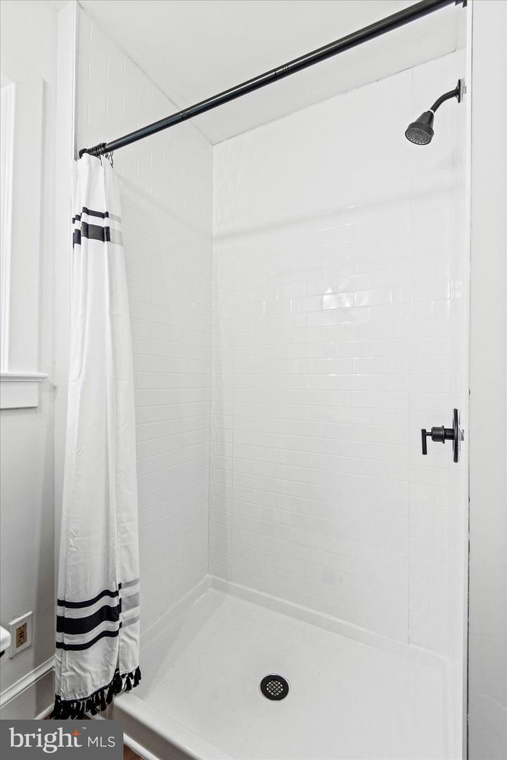 1312 ROWE ST, FREDERICKSBURG, Virginia 22401, 4 Bedrooms Bedrooms, ,3 BathroomsBathrooms,Residential,For sale,1312 ROWE ST,VAFB2009462 MLS # VAFB2009462