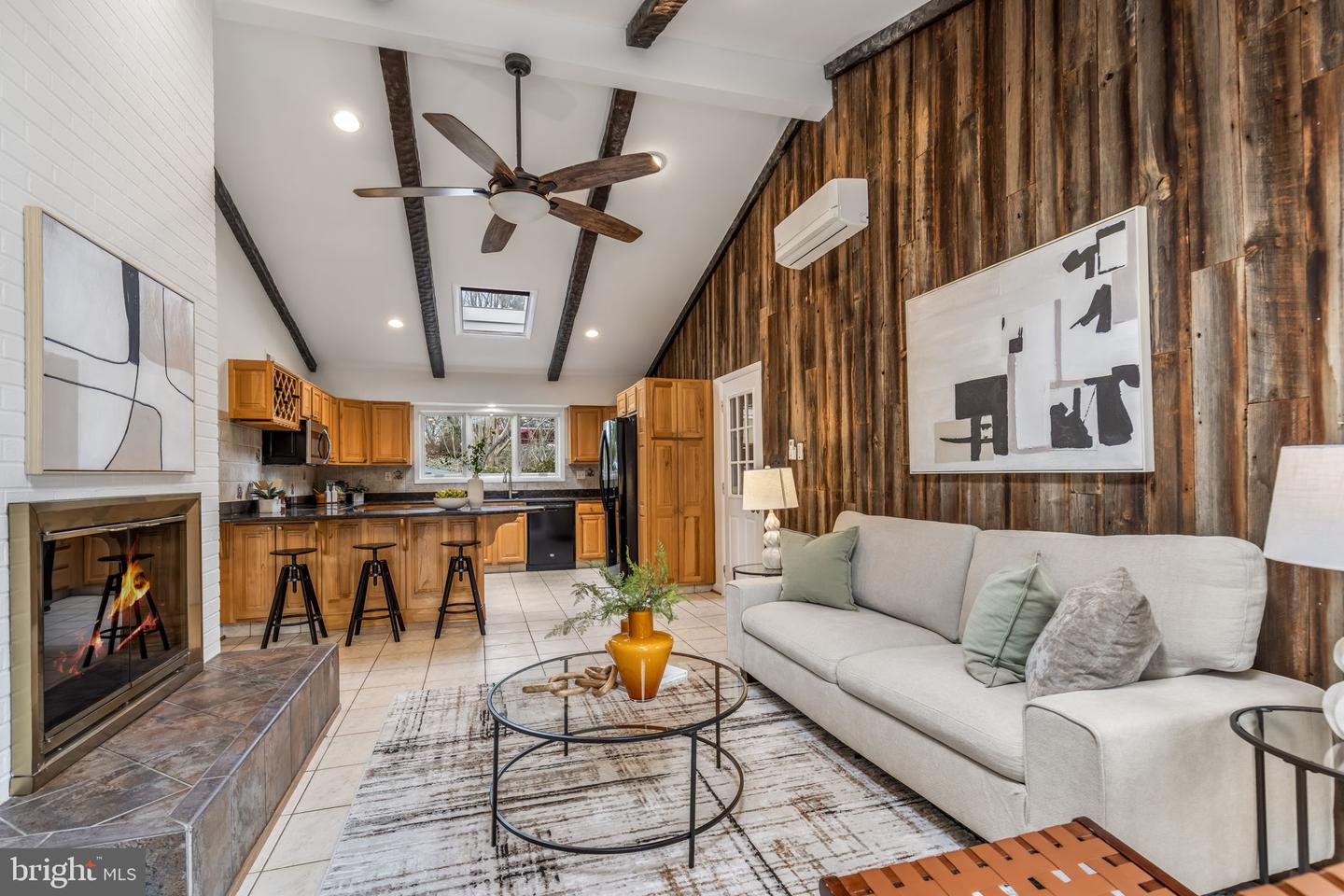 6114 BEACHWAY DR, FALLS CHURCH, Virginia 22041, 4 Bedrooms Bedrooms, ,3 BathroomsBathrooms,Residential,For sale,6114 BEACHWAY DR,VAFX2283782 MLS # VAFX2283782