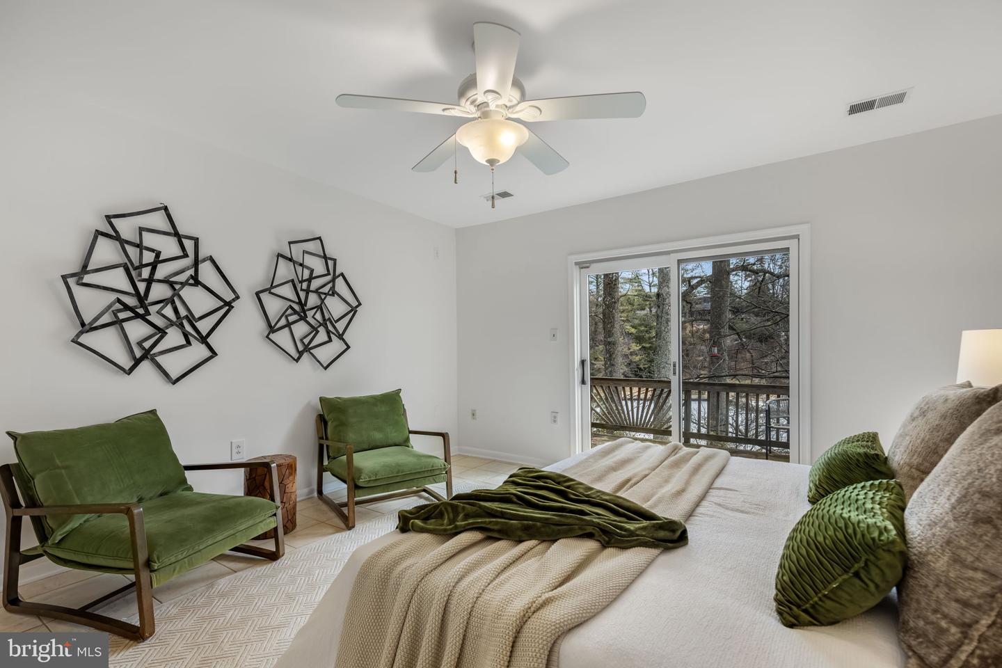 6114 BEACHWAY DR, FALLS CHURCH, Virginia 22041, 4 Bedrooms Bedrooms, ,3 BathroomsBathrooms,Residential,For sale,6114 BEACHWAY DR,VAFX2283782 MLS # VAFX2283782