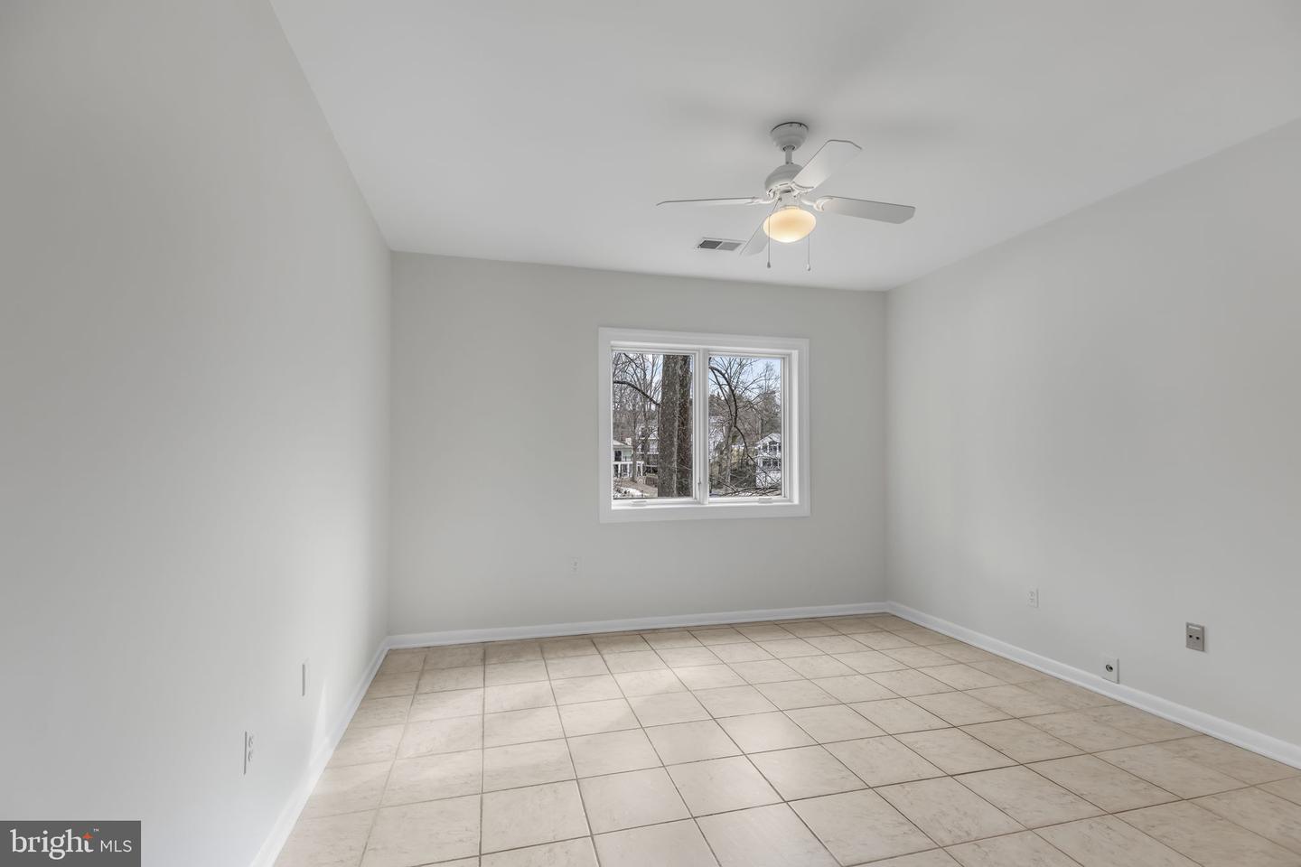 6114 BEACHWAY DR, FALLS CHURCH, Virginia 22041, 4 Bedrooms Bedrooms, ,3 BathroomsBathrooms,Residential,For sale,6114 BEACHWAY DR,VAFX2283782 MLS # VAFX2283782