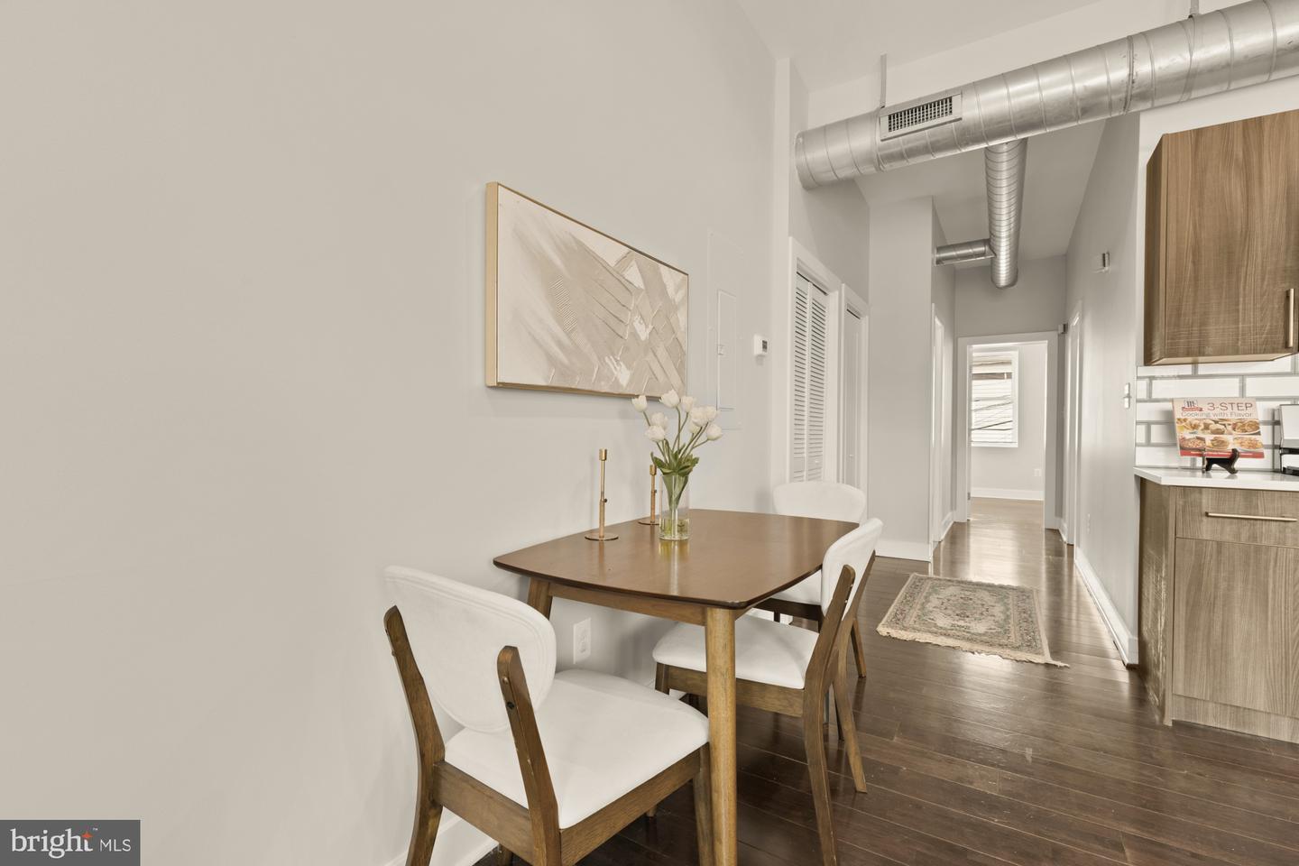 1605 F ST NE #4, WASHINGTON, District Of Columbia 20002, 2 Bedrooms Bedrooms, ,1 BathroomBathrooms,Residential,For sale,1605 F ST NE #4,DCDC2239448 MLS # DCDC2239448 1605 F ST NE #4, WASHINGTON, District Of Columbia 20002, 2 Bedrooms Bedrooms, ,1 BathroomBathrooms,Residential,For sale,1605 F ST NE #4,DCDC2239448 MLS # DCDC2239448