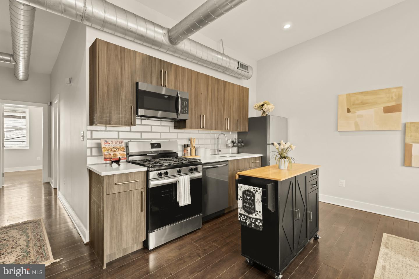 1605 F ST NE #4, WASHINGTON, District Of Columbia 20002, 2 Bedrooms Bedrooms, ,1 BathroomBathrooms,Residential,For sale,1605 F ST NE #4,DCDC2239448 MLS # DCDC2239448 1605 F ST NE #4, WASHINGTON, District Of Columbia 20002, 2 Bedrooms Bedrooms, ,1 BathroomBathrooms,Residential,For sale,1605 F ST NE #4,DCDC2239448 MLS # DCDC2239448