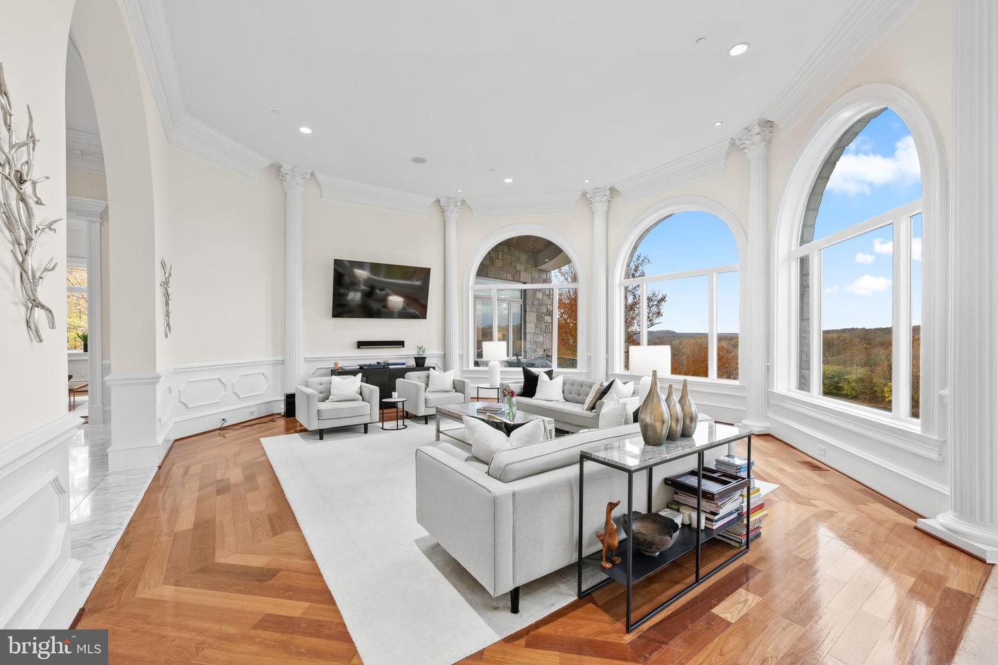 612 RIVERCREST DR, MCLEAN, Virginia 22101, 8 Bedrooms Bedrooms, ,9 BathroomsBathrooms,Residential,For sale,612 RIVERCREST DR,VAFX2284114 MLS # VAFX2284114 612 RIVERCREST DR, MCLEAN, Virginia 22101, 8 Bedrooms Bedrooms, ,9 BathroomsBathrooms,Residential,For sale,612 RIVERCREST DR,VAFX2284114 MLS # VAFX2284114