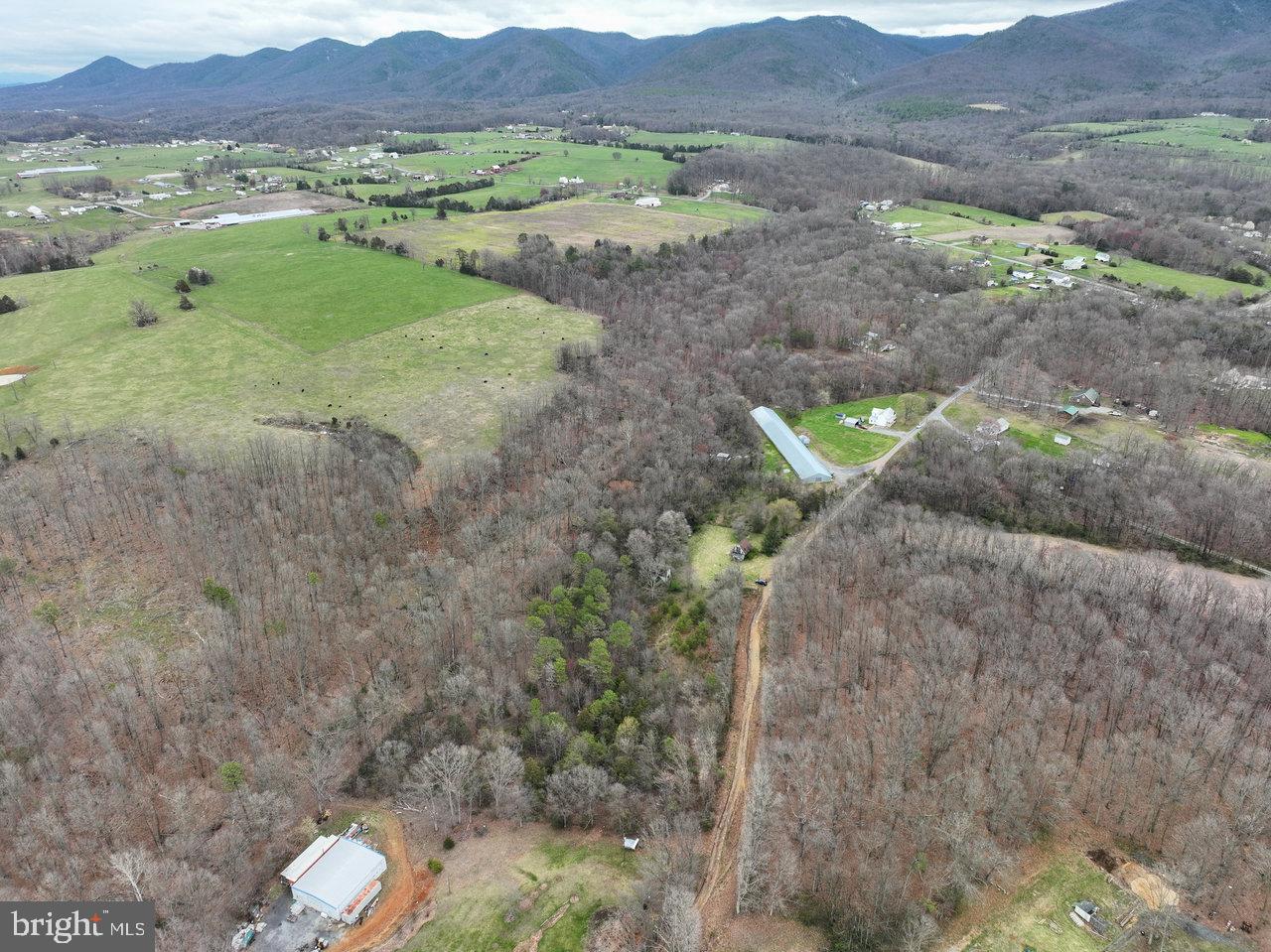 533 RAILROAD AVE, SHENANDOAH, Virginia 22849, 1 Bedroom Bedrooms, 2 Rooms Rooms,1 BathroomBathrooms,Residential,For sale,533 RAILROAD AVE,VAPA2005862 MLS # VAPA2005862