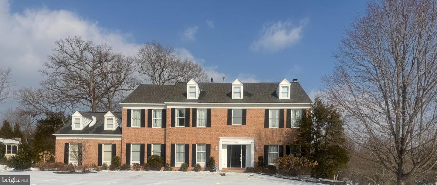 10500 COVING CROSS LN, VIENNA, Virginia 22182, 5 Bedrooms Bedrooms, ,3 BathroomsBathrooms,Residential,For sale,10500 COVING CROSS LN,VAFX2285186 MLS # VAFX2285186 10500 COVING CROSS LN, VIENNA, Virginia 22182, 5 Bedrooms Bedrooms, ,3 BathroomsBathrooms,Residential,For sale,10500 COVING CROSS LN,VAFX2285186 MLS # VAFX2285186