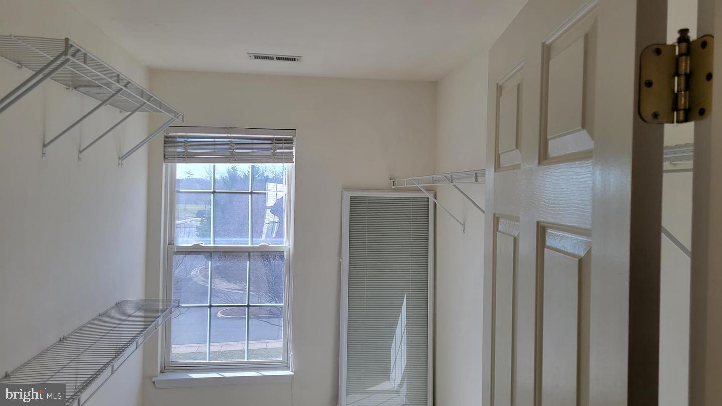 9856 MAITLAND LOOP, BRISTOW, Virginia 20136, 2 Bedrooms Bedrooms, ,2 BathroomsBathrooms,Residential,For sale,9856 MAITLAND LOOP,VAPW2110470 MLS # VAPW2110470 9856 MAITLAND LOOP, BRISTOW, Virginia 20136, 2 Bedrooms Bedrooms, ,2 BathroomsBathrooms,Residential,For sale,9856 MAITLAND LOOP,VAPW2110470 MLS # VAPW2110470