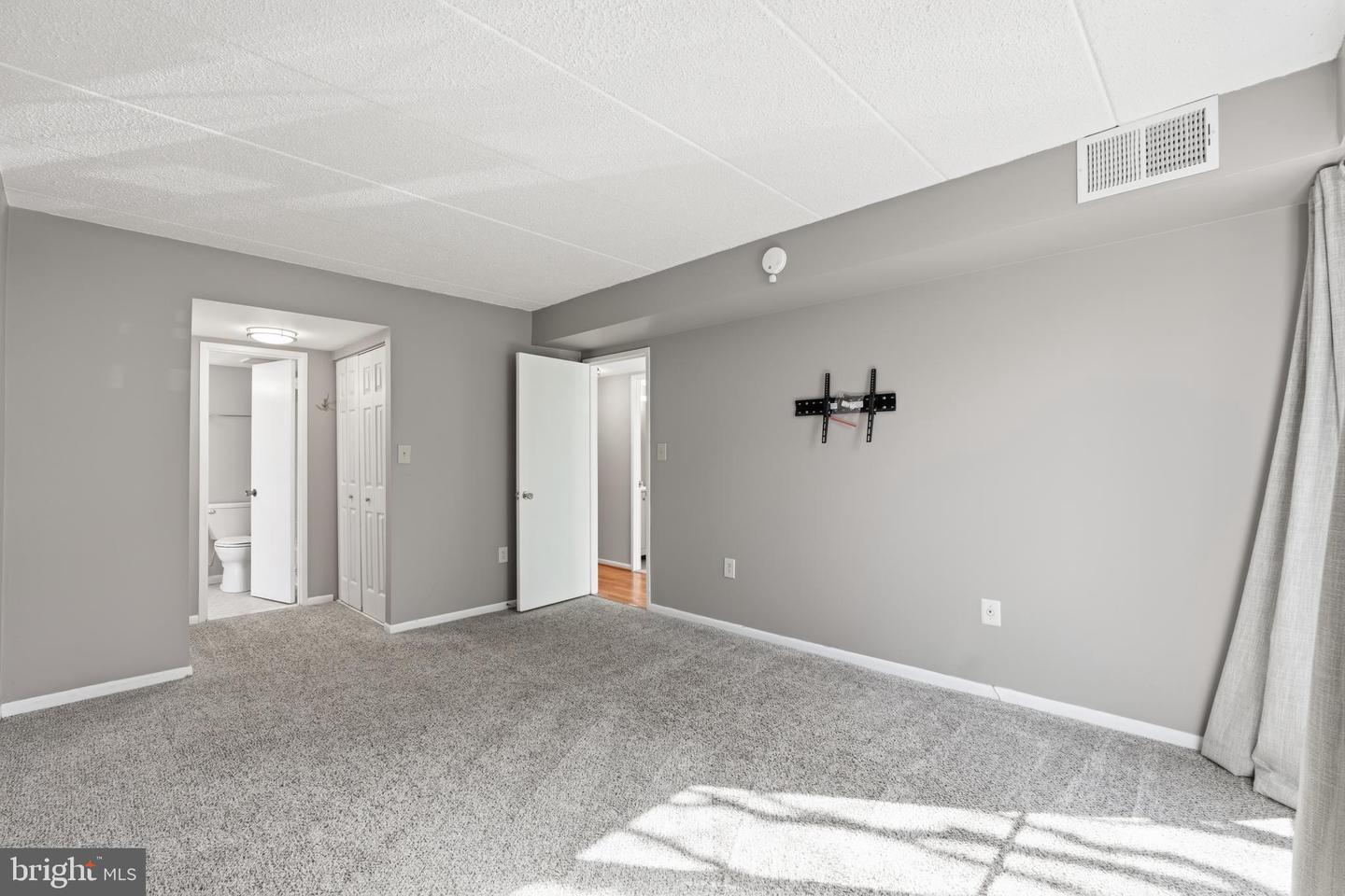 11566 ROLLING GREEN CT #12/200A, RESTON, Virginia 20191, 2 Bedrooms Bedrooms, ,2 BathroomsBathrooms,Residential,For sale,11566 ROLLING GREEN CT #12/200A,VAFX2285750 MLS # VAFX2285750