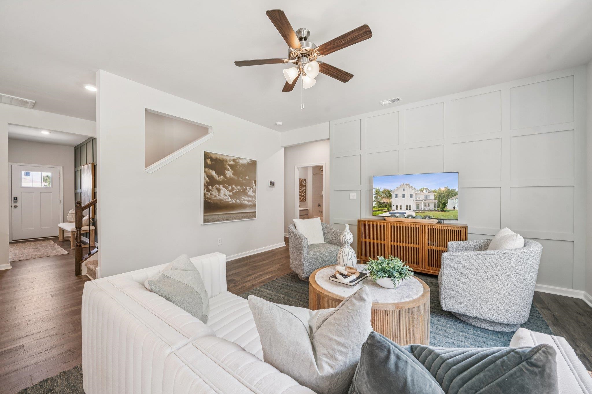 533 SUMMERCREST AVE, WAYNESBORO, Virginia 22980, 5 Bedrooms Bedrooms, ,3 BathroomsBathrooms,Residential,533 SUMMERCREST AVE,673796 MLS # 673796