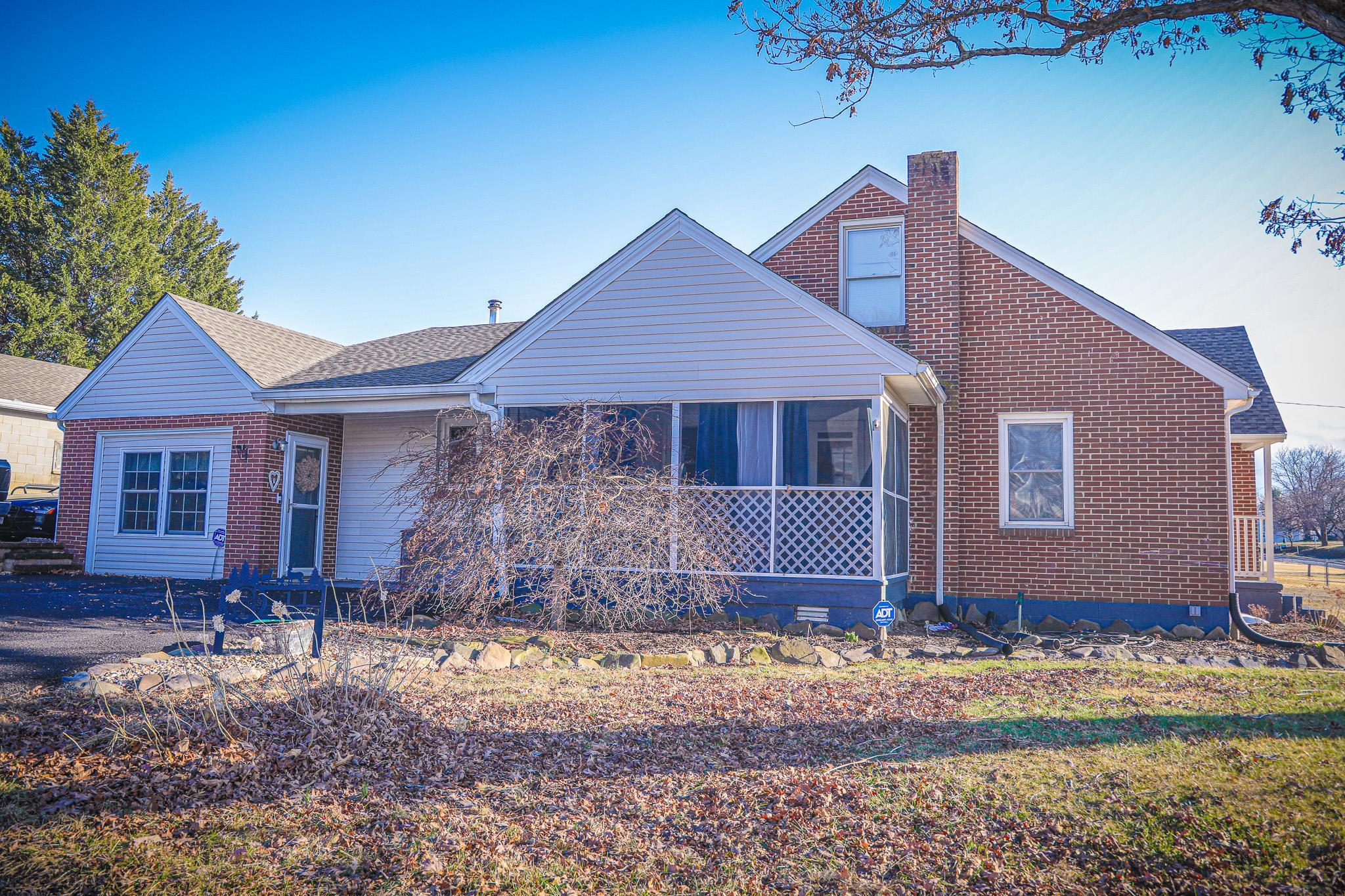 11 TWO WOOD LN, STAUNTON, Virginia 24401, 4 Bedrooms Bedrooms, ,2 BathroomsBathrooms,Residential,11 TWO WOOD LN,673811 MLS # 673811 11 TWO WOOD LN, STAUNTON, Virginia 24401, 4 Bedrooms Bedrooms, ,2 BathroomsBathrooms,Residential,11 TWO WOOD LN,673811 MLS # 673811