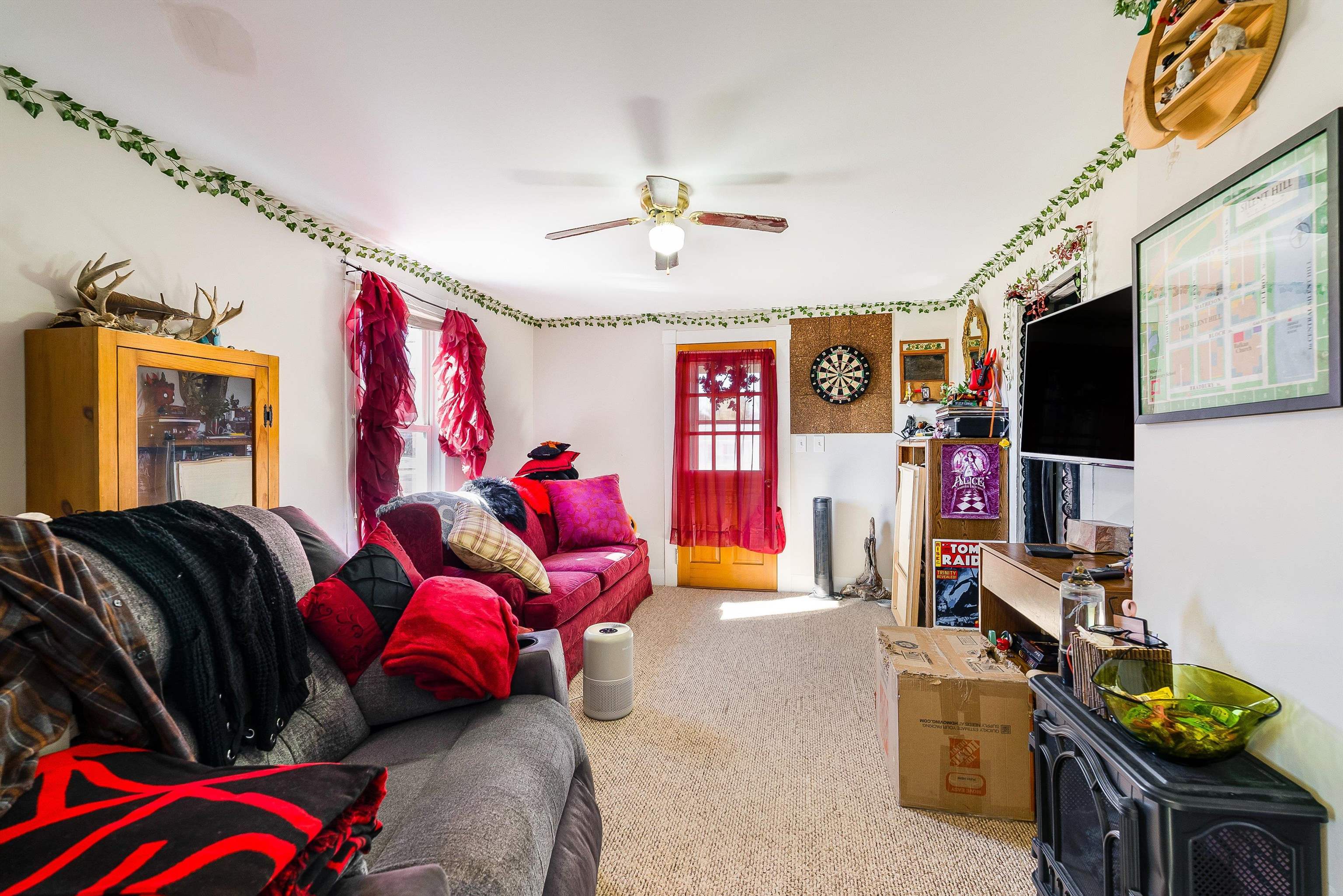 1012 E MAIN ST, LURAY, Virginia 22835, 2 Bedrooms Bedrooms, ,1 BathroomBathrooms,Residential,1012 E MAIN ST,673814 MLS # 673814