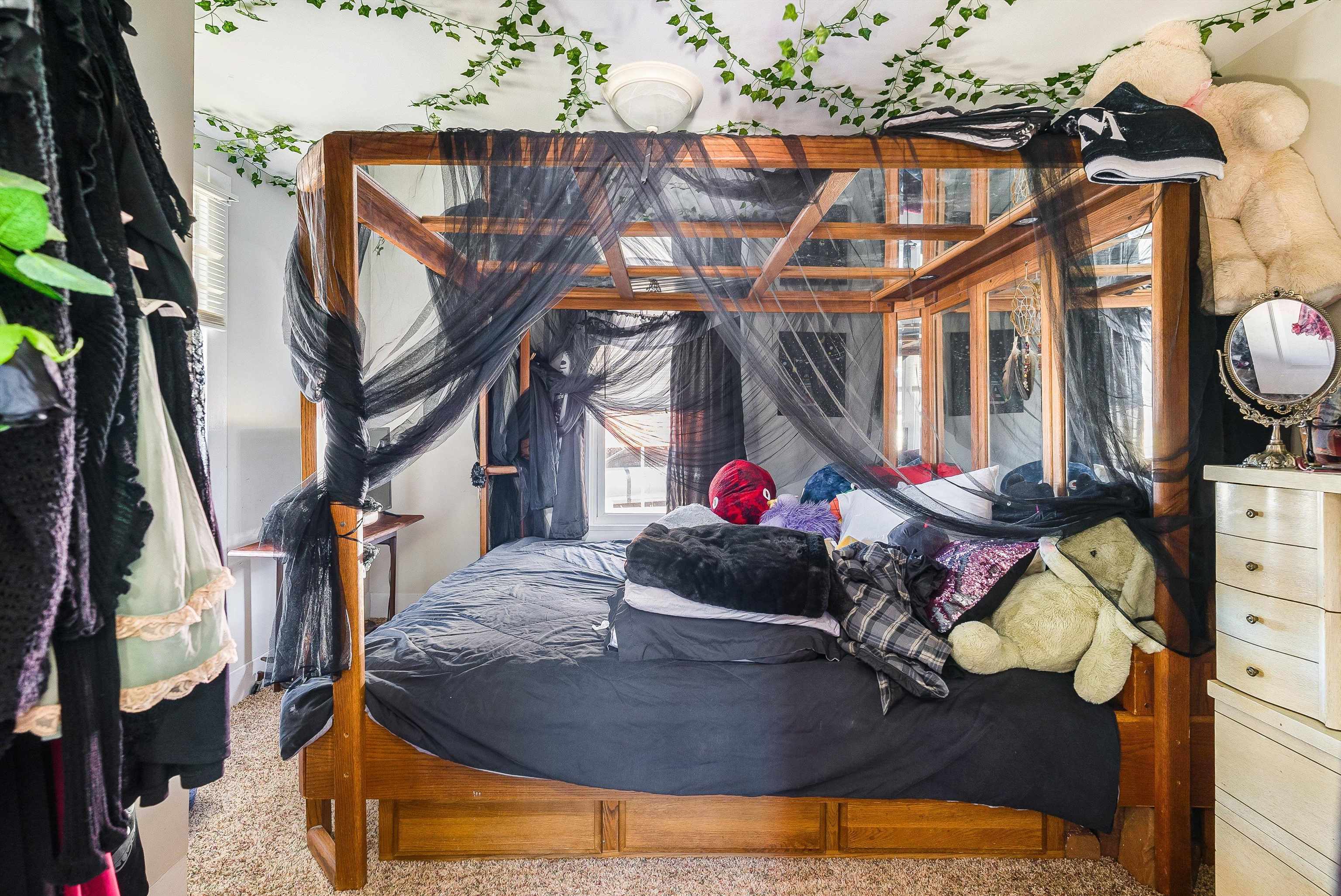 1012 E MAIN ST, LURAY, Virginia 22835, 2 Bedrooms Bedrooms, ,1 BathroomBathrooms,Residential,1012 E MAIN ST,673814 MLS # 673814