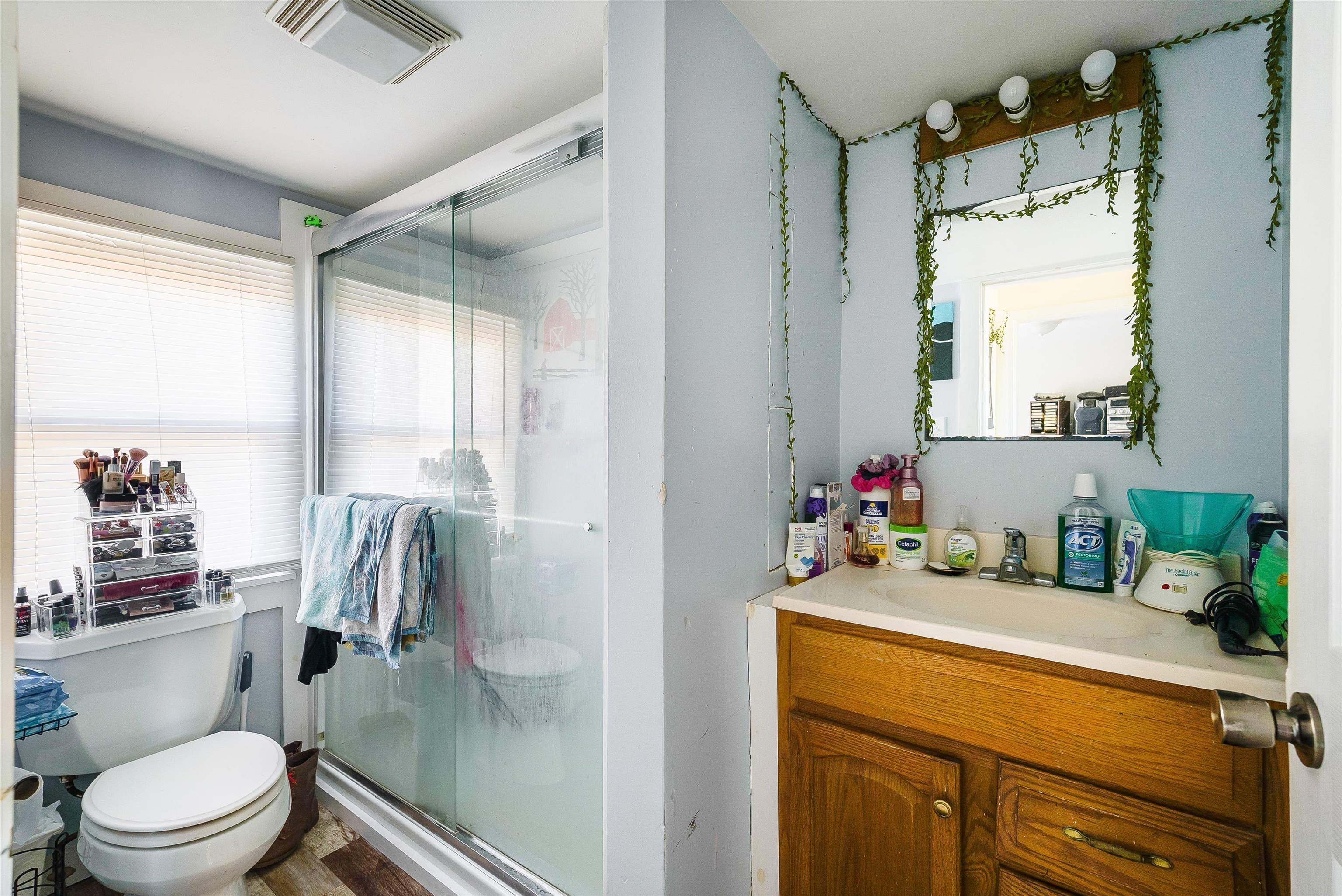 1012 E MAIN ST, LURAY, Virginia 22835, 2 Bedrooms Bedrooms, ,1 BathroomBathrooms,Residential,1012 E MAIN ST,673814 MLS # 673814