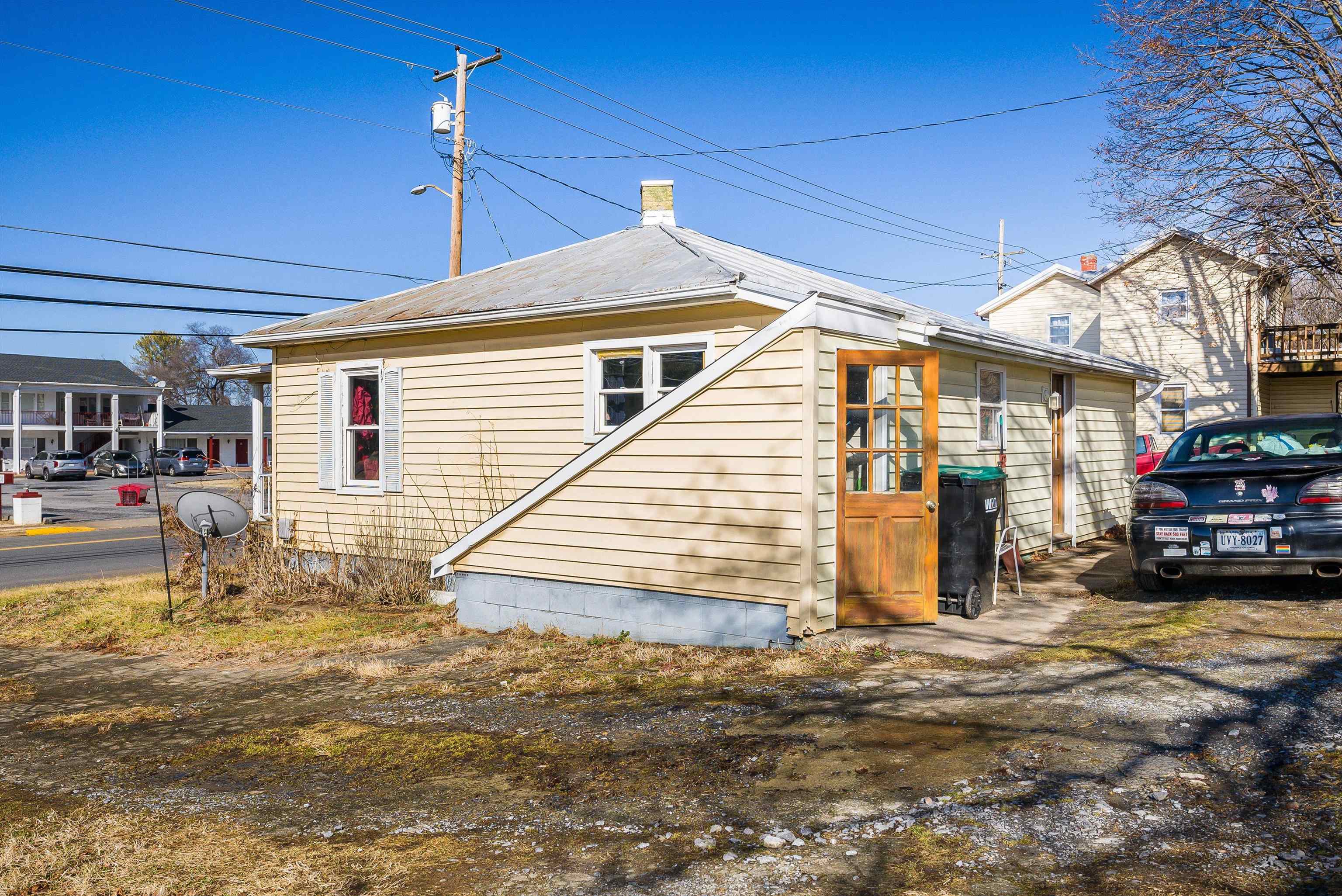 1012 E MAIN ST, LURAY, Virginia 22835, 2 Bedrooms Bedrooms, ,1 BathroomBathrooms,Residential,1012 E MAIN ST,673814 MLS # 673814