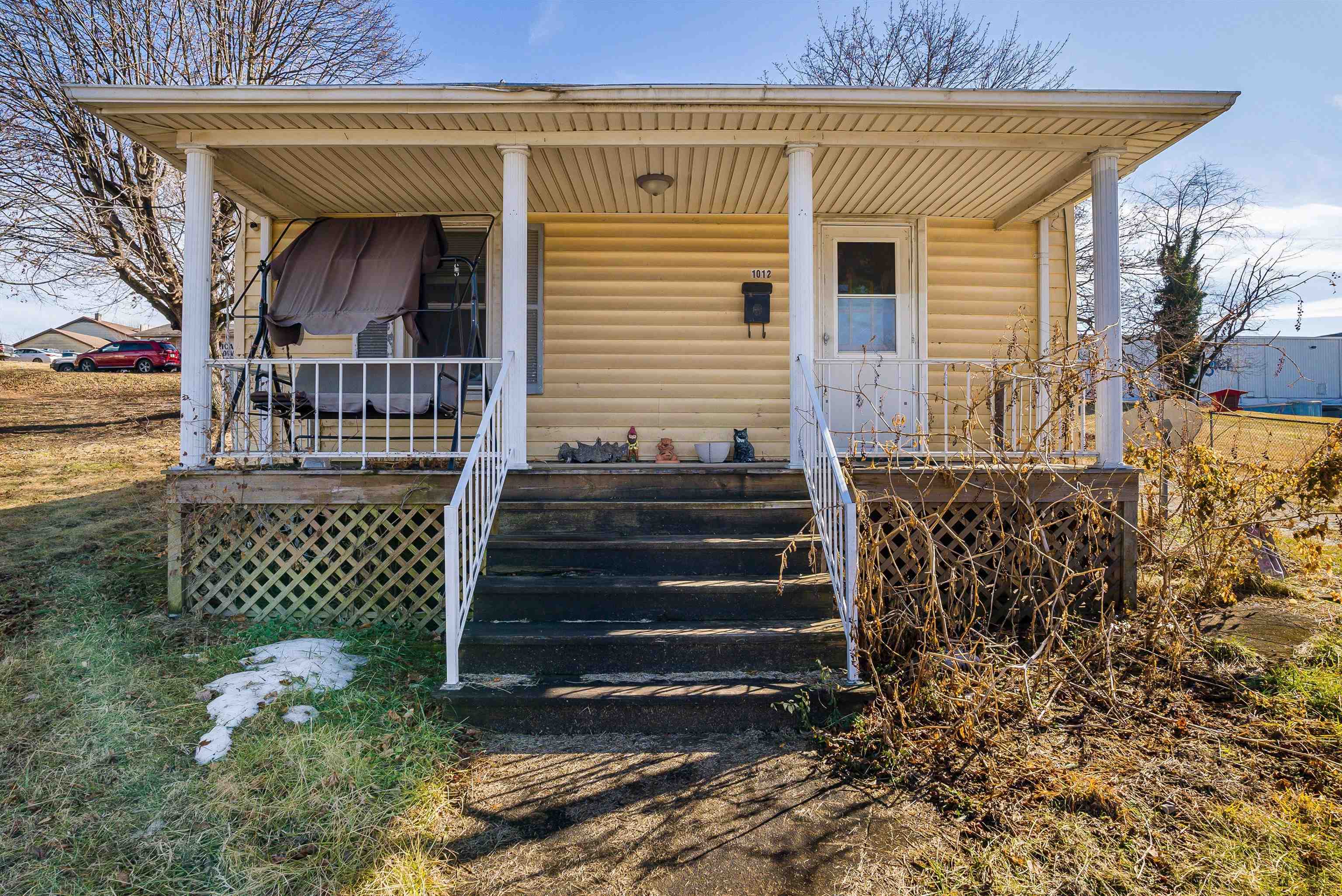 1012 E MAIN ST, LURAY, Virginia 22835, 2 Bedrooms Bedrooms, ,1 BathroomBathrooms,Residential,1012 E MAIN ST,673814 MLS # 673814