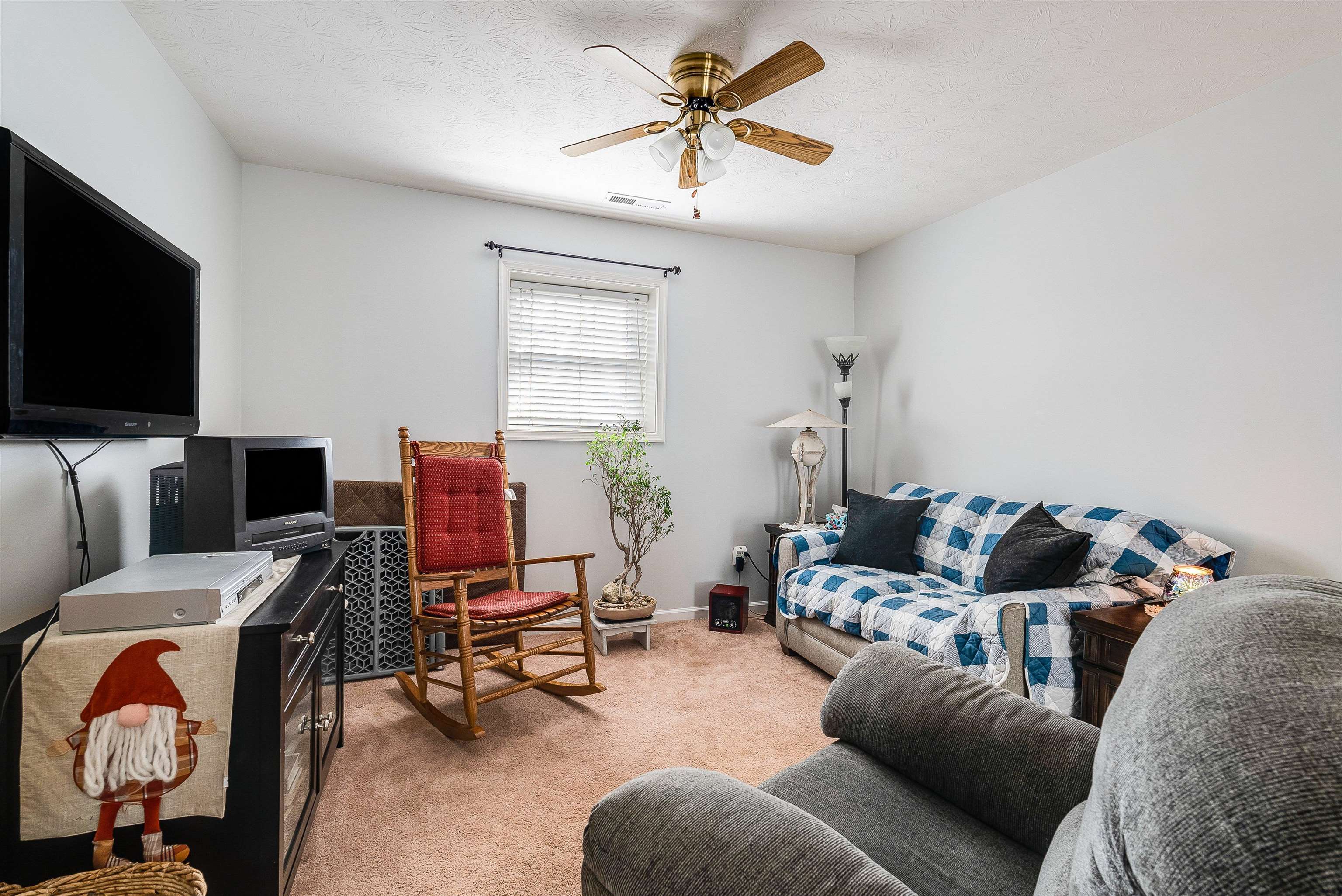 9437 MILLET CIR, MCGAHEYSVILLE, Virginia 22840, 3 Bedrooms Bedrooms, ,2 BathroomsBathrooms,Residential,9437 MILLET CIR,673815 MLS # 673815 9437 MILLET CIR, MCGAHEYSVILLE, Virginia 22840, 3 Bedrooms Bedrooms, ,2 BathroomsBathrooms,Residential,9437 MILLET CIR,673815 MLS # 673815