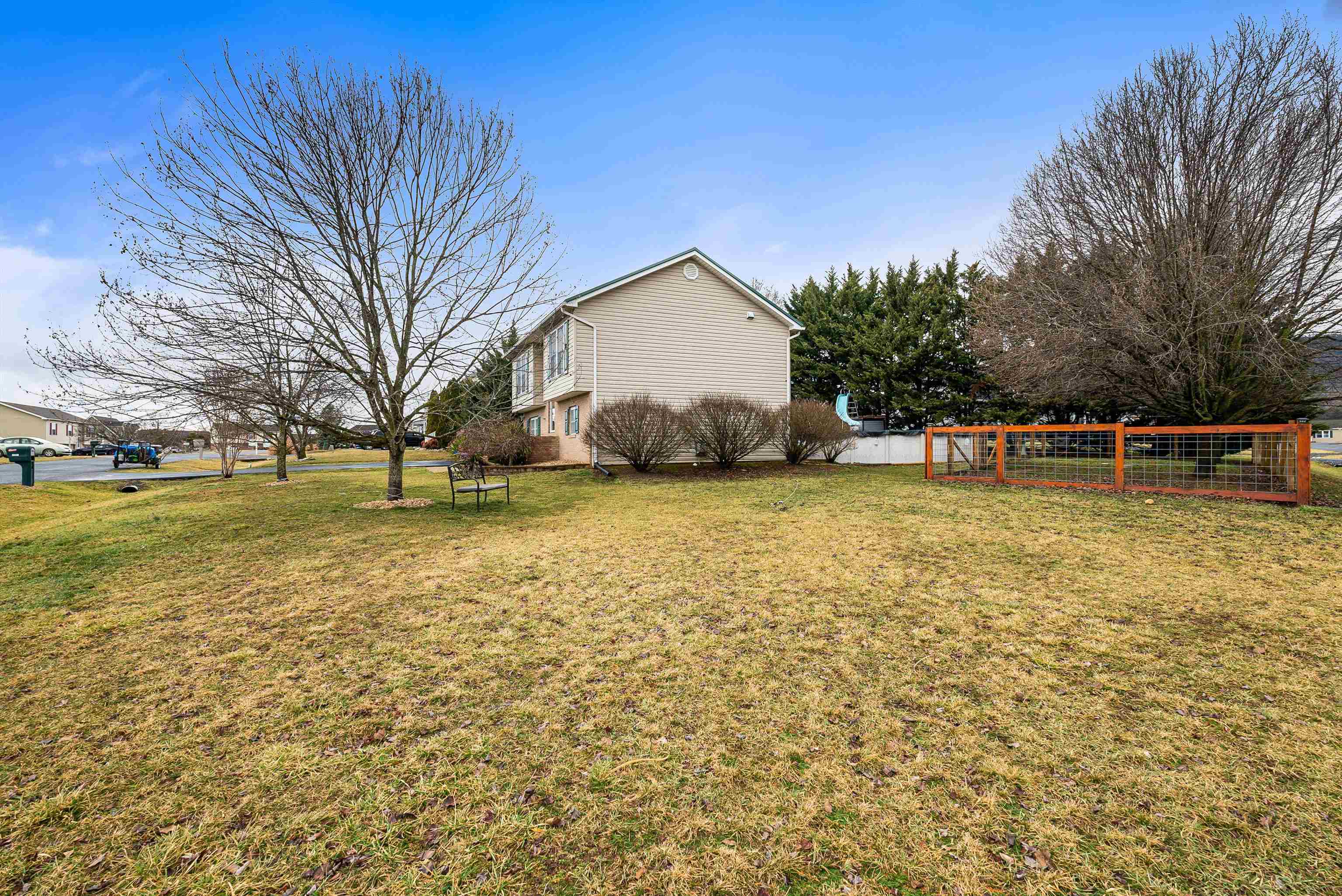 9437 MILLET CIR, MCGAHEYSVILLE, Virginia 22840, 3 Bedrooms Bedrooms, ,2 BathroomsBathrooms,Residential,9437 MILLET CIR,673815 MLS # 673815 9437 MILLET CIR, MCGAHEYSVILLE, Virginia 22840, 3 Bedrooms Bedrooms, ,2 BathroomsBathrooms,Residential,9437 MILLET CIR,673815 MLS # 673815