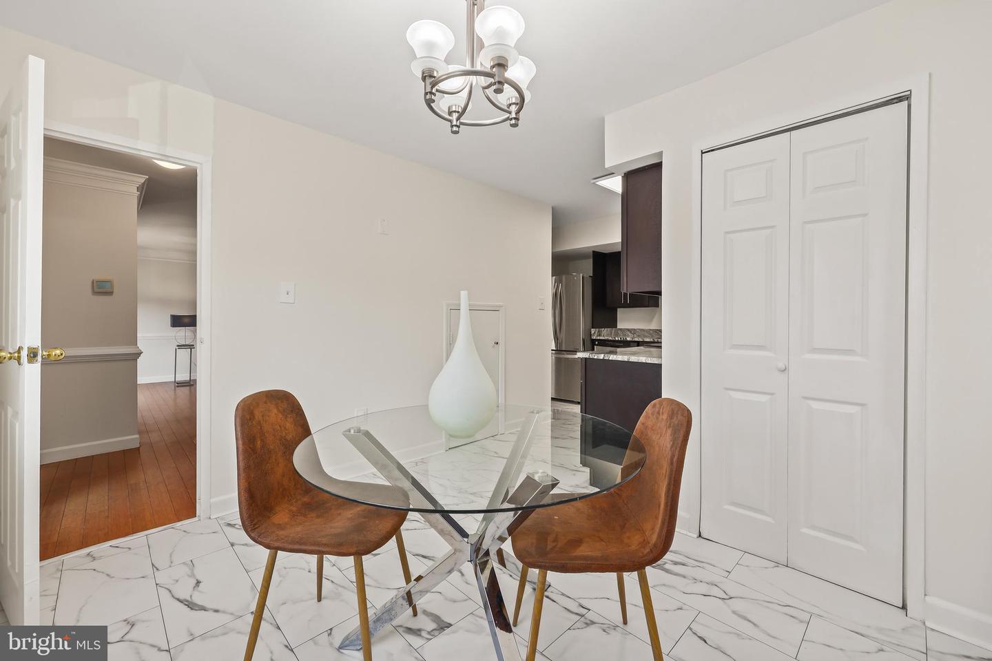 4599 LOGSDON DR #37, ANNANDALE, Virginia 22003, 3 Bedrooms Bedrooms, ,2 BathroomsBathrooms,Residential,For sale,4599 LOGSDON DR #37,VAFX2286502 MLS # VAFX2286502 4599 LOGSDON DR #37, ANNANDALE, Virginia 22003, 3 Bedrooms Bedrooms, ,2 BathroomsBathrooms,Residential,For sale,4599 LOGSDON DR #37,VAFX2286502 MLS # VAFX2286502