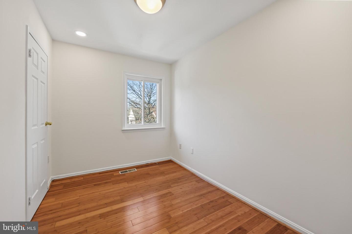 4599 LOGSDON DR #37, ANNANDALE, Virginia 22003, 3 Bedrooms Bedrooms, ,2 BathroomsBathrooms,Residential,For sale,4599 LOGSDON DR #37,VAFX2286502 MLS # VAFX2286502 4599 LOGSDON DR #37, ANNANDALE, Virginia 22003, 3 Bedrooms Bedrooms, ,2 BathroomsBathrooms,Residential,For sale,4599 LOGSDON DR #37,VAFX2286502 MLS # VAFX2286502