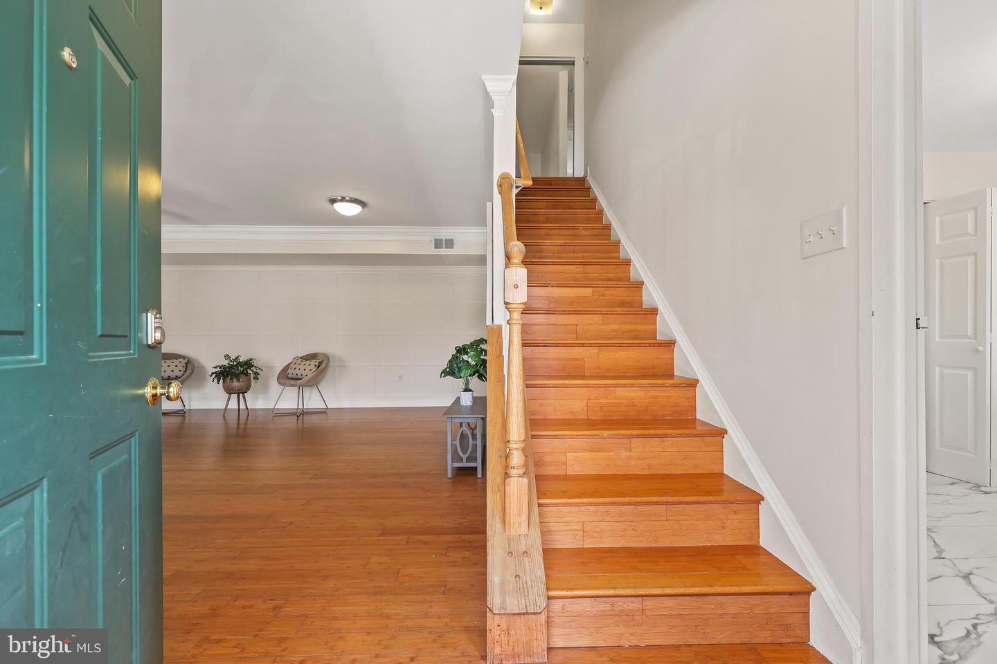 4599 LOGSDON DR #37, ANNANDALE, Virginia 22003, 3 Bedrooms Bedrooms, ,2 BathroomsBathrooms,Residential,For sale,4599 LOGSDON DR #37,VAFX2286502 MLS # VAFX2286502 4599 LOGSDON DR #37, ANNANDALE, Virginia 22003, 3 Bedrooms Bedrooms, ,2 BathroomsBathrooms,Residential,For sale,4599 LOGSDON DR #37,VAFX2286502 MLS # VAFX2286502