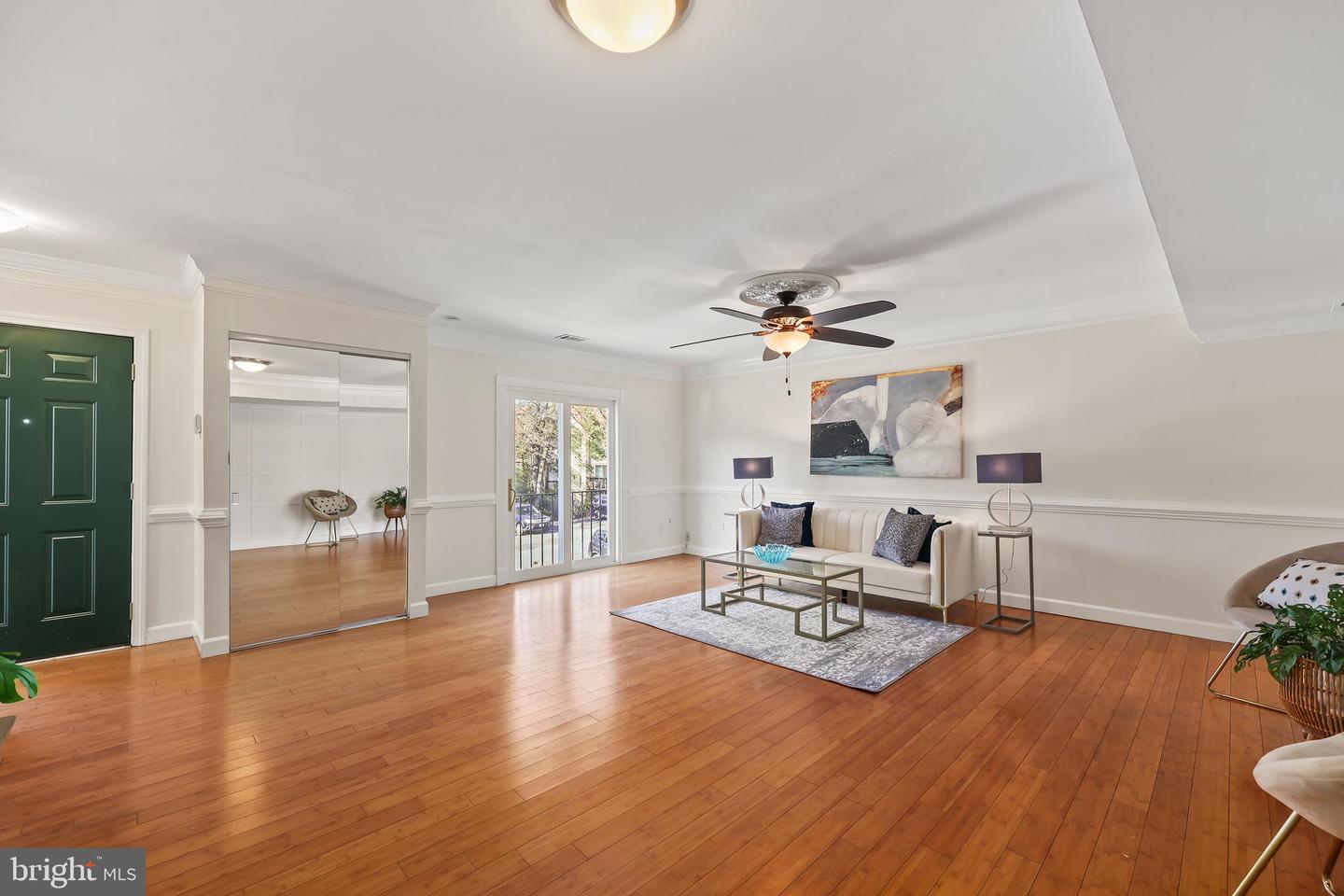 4599 LOGSDON DR #37, ANNANDALE, Virginia 22003, 3 Bedrooms Bedrooms, ,2 BathroomsBathrooms,Residential,For sale,4599 LOGSDON DR #37,VAFX2286502 MLS # VAFX2286502 4599 LOGSDON DR #37, ANNANDALE, Virginia 22003, 3 Bedrooms Bedrooms, ,2 BathroomsBathrooms,Residential,For sale,4599 LOGSDON DR #37,VAFX2286502 MLS # VAFX2286502