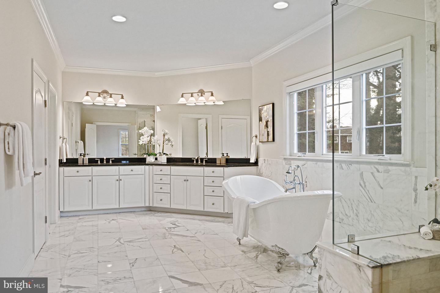 1228 PROVIDENCE TER, MCLEAN, Virginia 22101, 6 Bedrooms Bedrooms, ,6 BathroomsBathrooms,Residential,For sale,1228 PROVIDENCE TER,VAFX2286868 MLS # VAFX2286868 1228 PROVIDENCE TER, MCLEAN, Virginia 22101, 6 Bedrooms Bedrooms, ,6 BathroomsBathrooms,Residential,For sale,1228 PROVIDENCE TER,VAFX2286868 MLS # VAFX2286868