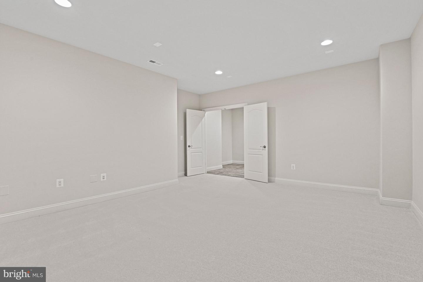 1228 PROVIDENCE TER, MCLEAN, Virginia 22101, 6 Bedrooms Bedrooms, ,6 BathroomsBathrooms,Residential,For sale,1228 PROVIDENCE TER,VAFX2286868 MLS # VAFX2286868 1228 PROVIDENCE TER, MCLEAN, Virginia 22101, 6 Bedrooms Bedrooms, ,6 BathroomsBathrooms,Residential,For sale,1228 PROVIDENCE TER,VAFX2286868 MLS # VAFX2286868