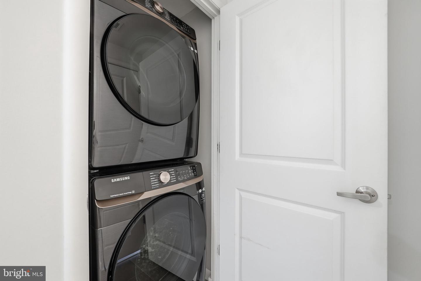 1021 N GARFIELD ST #629, ARLINGTON, Virginia 22201, 1 Bedroom Bedrooms, ,1 BathroomBathrooms,Residential,For sale,1021 N GARFIELD ST #629,VAAR2067978 MLS # VAAR2067978