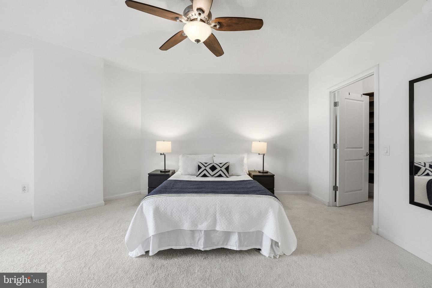 1021 N GARFIELD ST #629, ARLINGTON, Virginia 22201, 1 Bedroom Bedrooms, ,1 BathroomBathrooms,Residential,For sale,1021 N GARFIELD ST #629,VAAR2067978 MLS # VAAR2067978