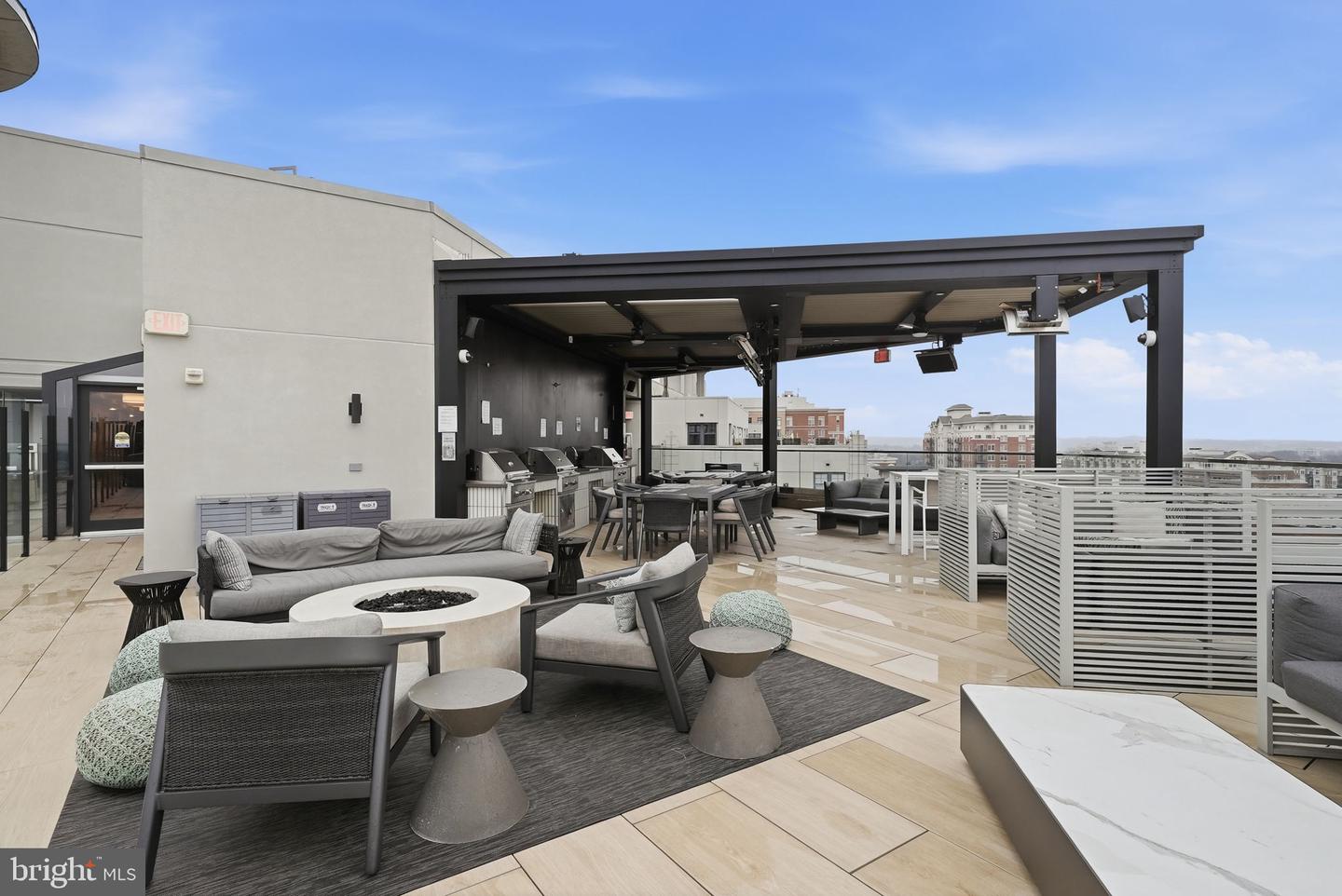 1021 N GARFIELD ST #629, ARLINGTON, Virginia 22201, 1 Bedroom Bedrooms, ,1 BathroomBathrooms,Residential,For sale,1021 N GARFIELD ST #629,VAAR2067978 MLS # VAAR2067978