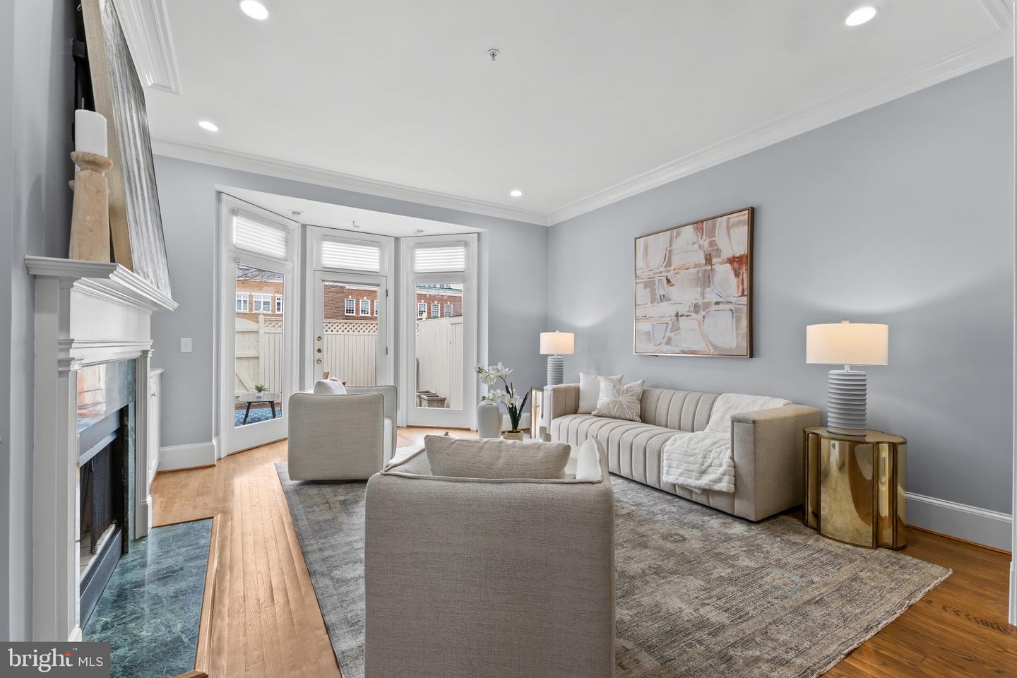 116 N COLUMBUS ST, ALEXANDRIA, Virginia 22314, 3 Bedrooms Bedrooms, ,3 BathroomsBathrooms,Residential,For sale,116 N COLUMBUS ST,VAAX2053510 MLS # VAAX2053510