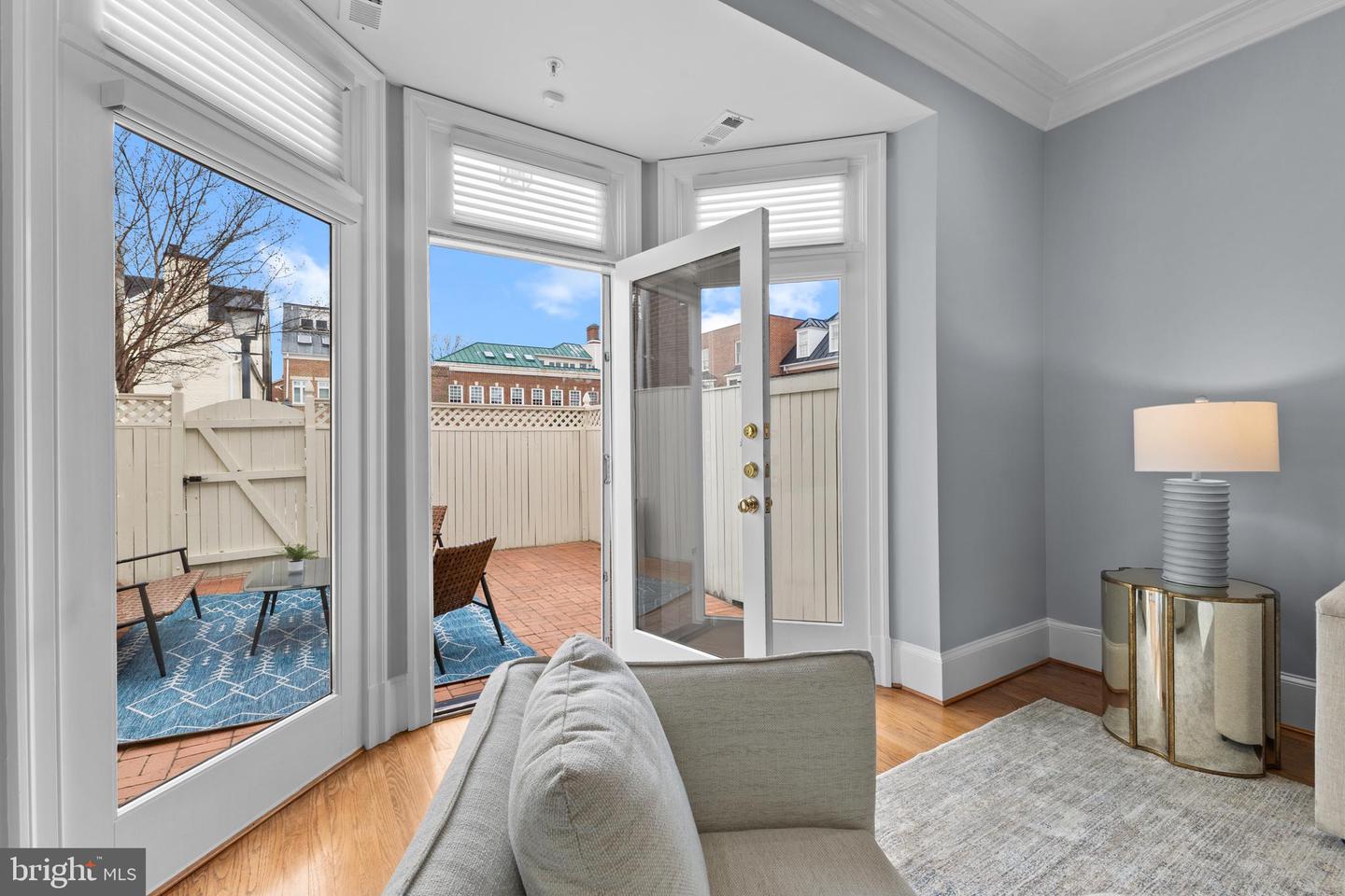 116 N COLUMBUS ST, ALEXANDRIA, Virginia 22314, 3 Bedrooms Bedrooms, ,3 BathroomsBathrooms,Residential,For sale,116 N COLUMBUS ST,VAAX2053510 MLS # VAAX2053510