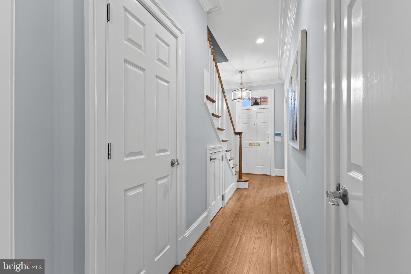116 N COLUMBUS ST, ALEXANDRIA, Virginia 22314, 3 Bedrooms Bedrooms, ,3 BathroomsBathrooms,Residential,For sale,116 N COLUMBUS ST,VAAX2053510 MLS # VAAX2053510